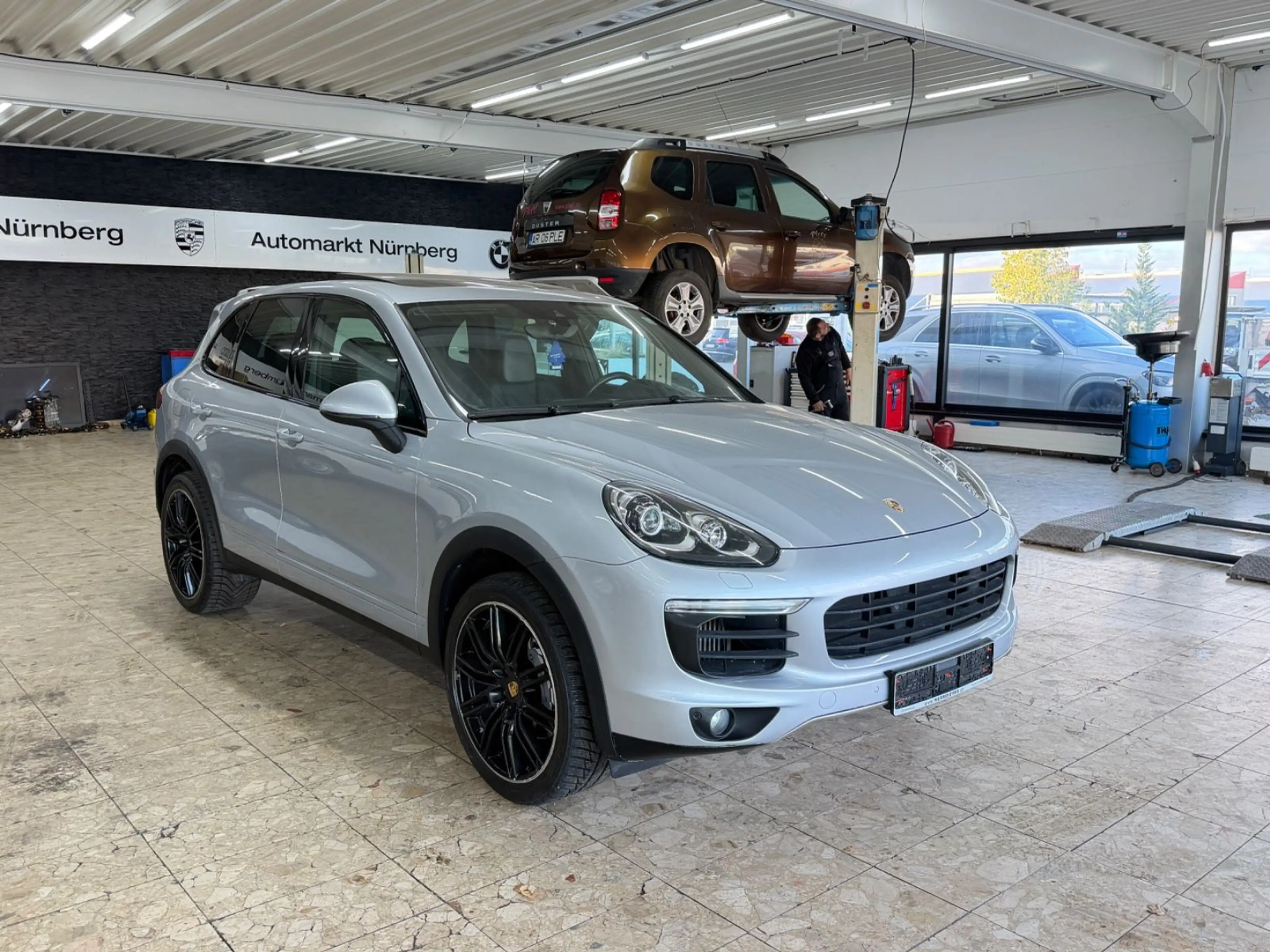 Porsche Cayenne S 4,2 V8 Diesel Top Zustand Scheckheft — photo 4