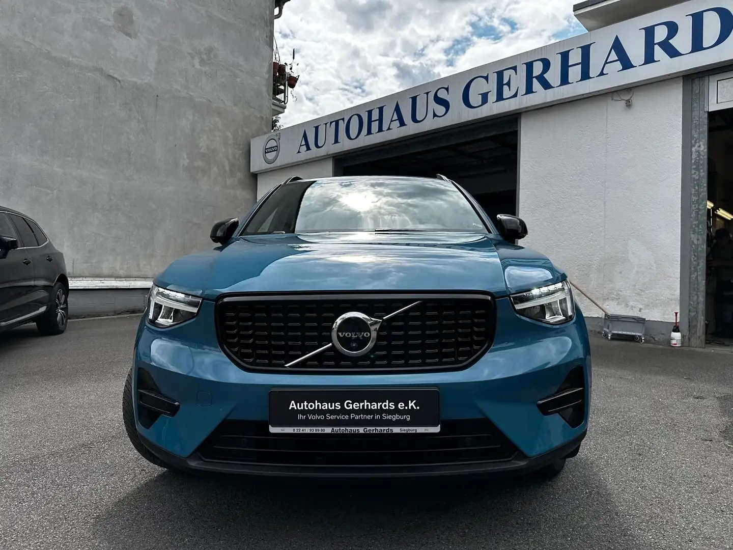Volvo XC40 T5 Plus Plugin 360°,AHK,BLIS,ACC,Alcantara Blau - 2