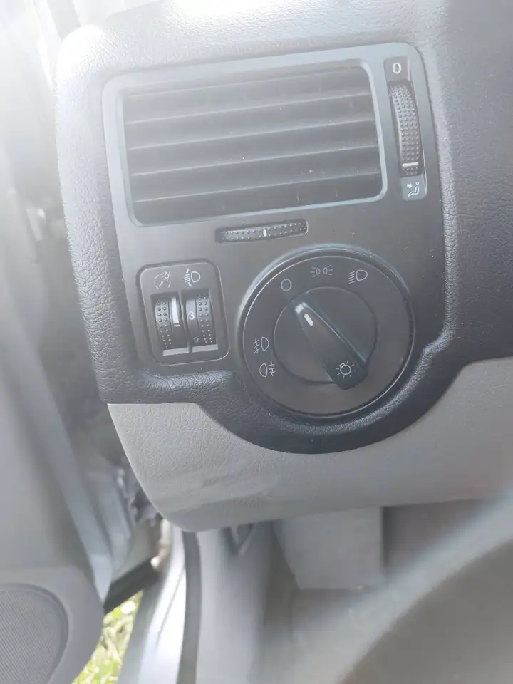 Volkswagen Bora 1.4, foto 10