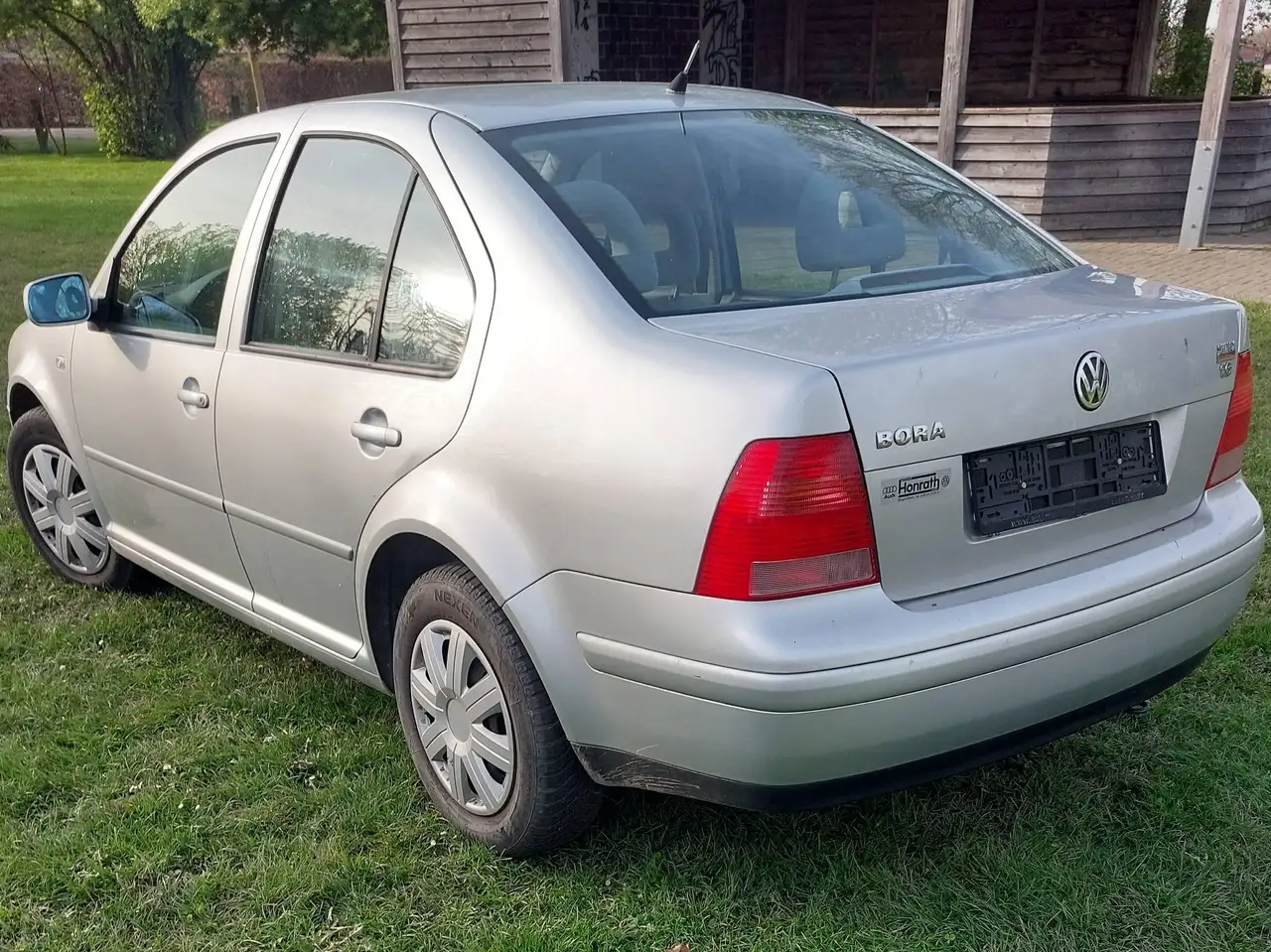 Volkswagen Bora 1.4, foto 5