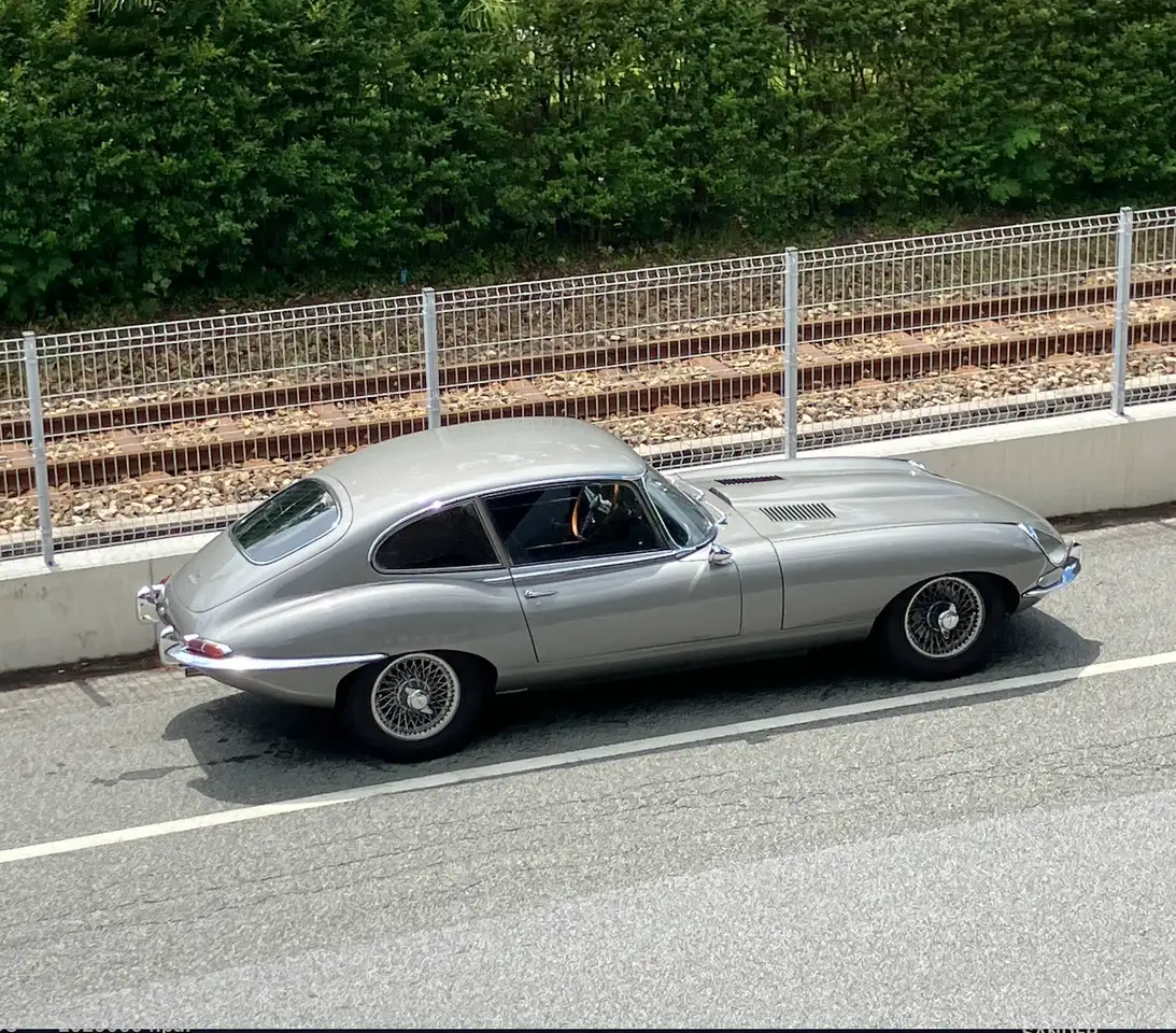Jaguar E-Type 4.2 coupè 2+2 serie 1, foto 1