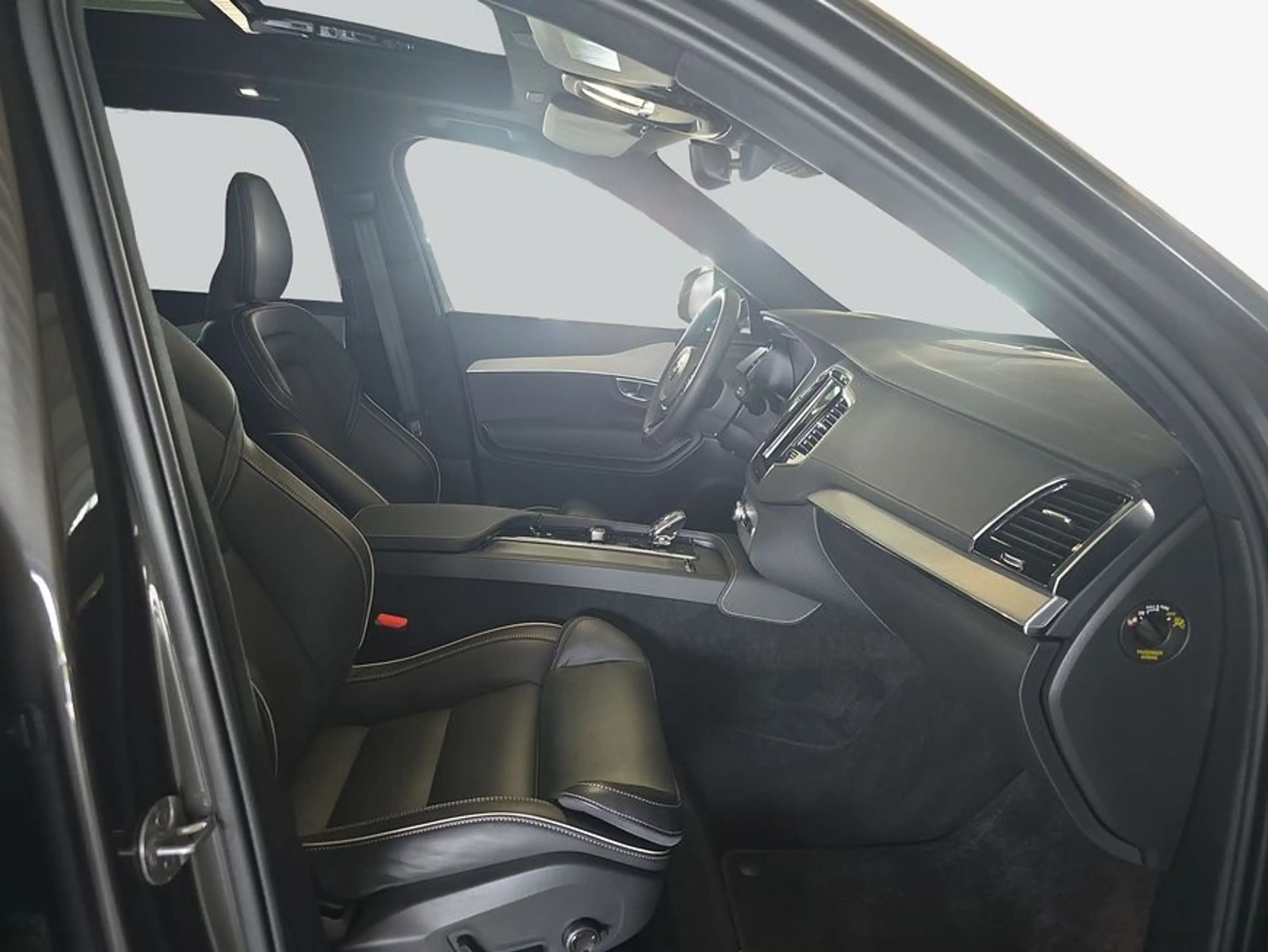 Volvo XC90 XC90 T8 AWD Plug-in Hybrid Ultra Bright — photo 9