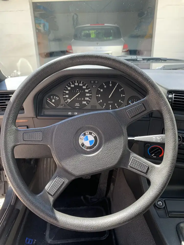 BMW 316i Sedan, foto 7