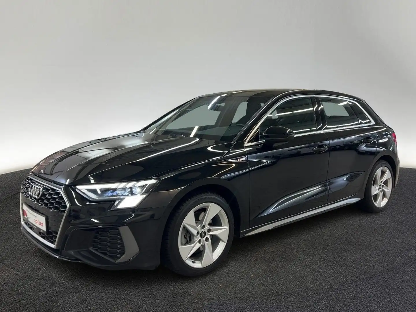 Audi A3 40 TFSI S line quattro S tronic Mat Schwarz - 2