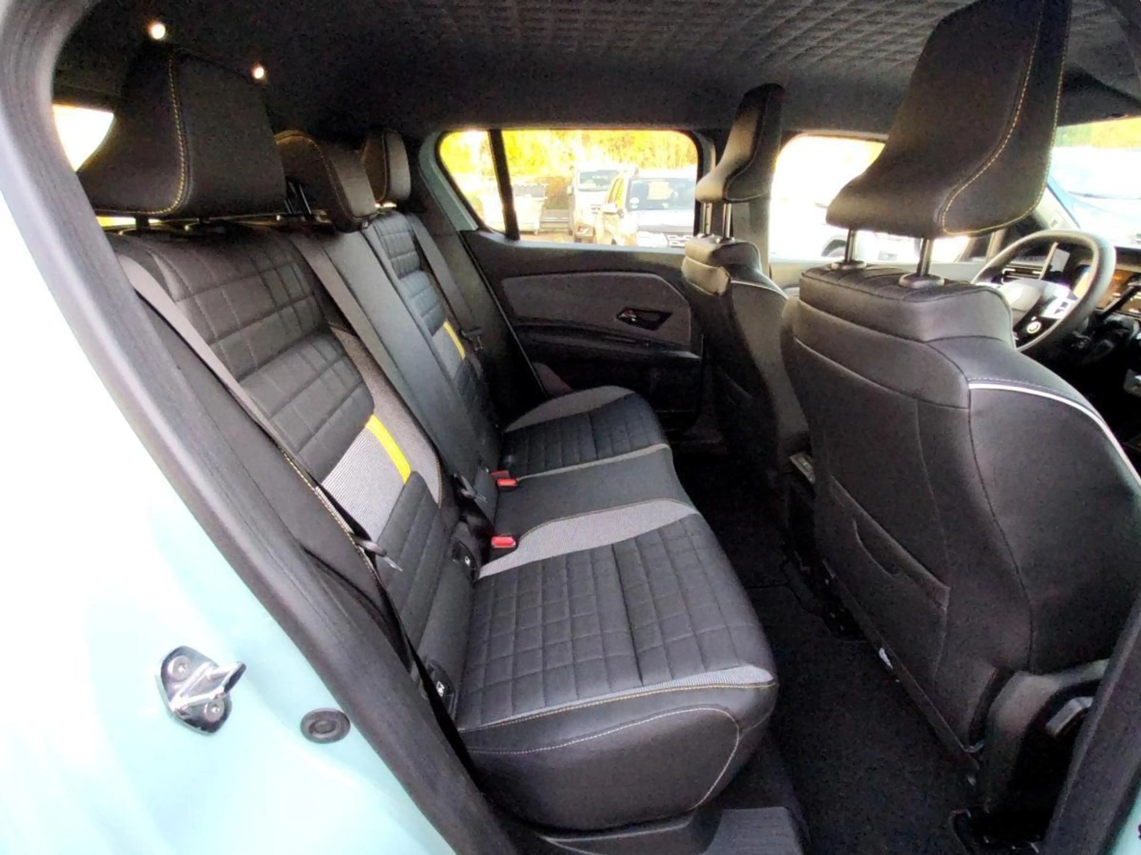 Renault R 4 E-Tech elektrisch Iconic 150 Comfort Range — photo 12