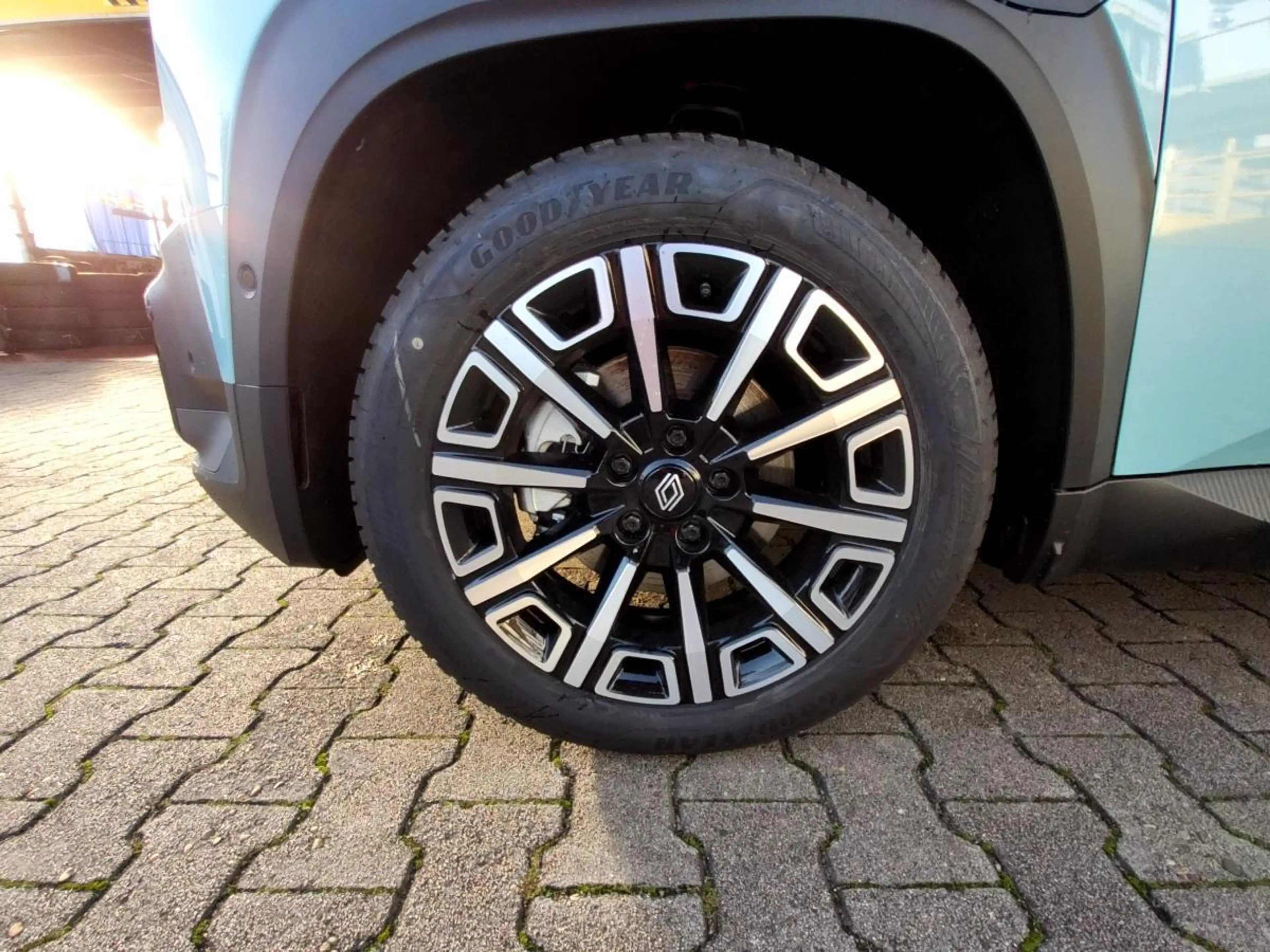 Renault R 4 E-Tech elektrisch Iconic 150 Comfort Range — photo 7