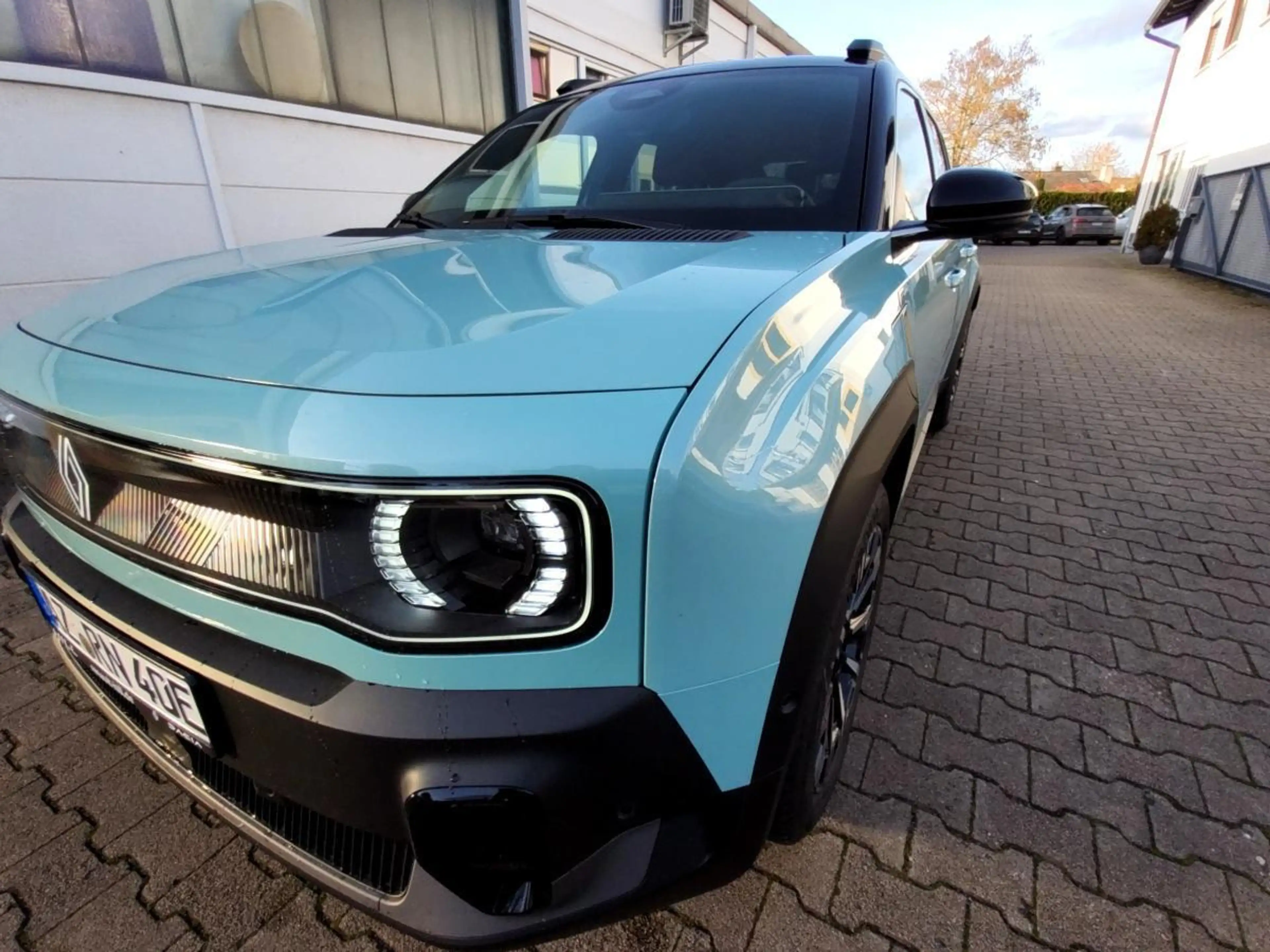 Renault R 4 E-Tech elektrisch Iconic 150 Comfort Range — photo 14
