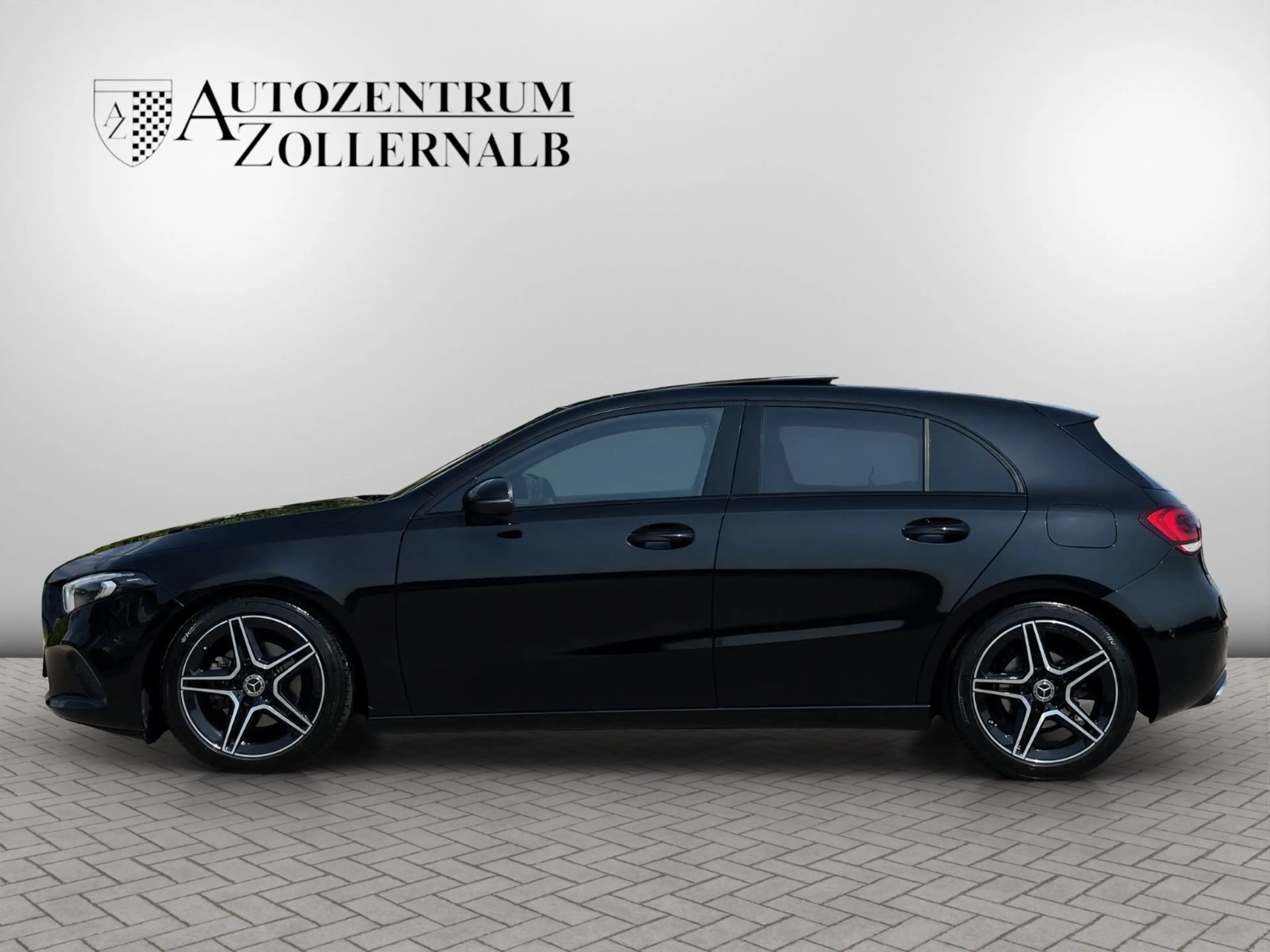 Mercedes-Benz A 200 7G-DCT Progressive *PANO*NIGHT*LEDER*RCAM* — photo 3