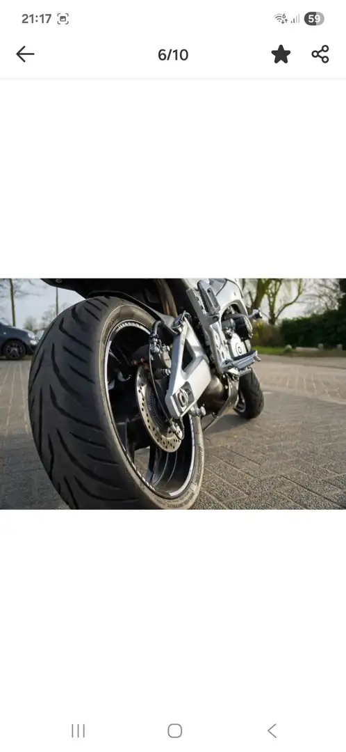 Suzuki GSR 600 Grijs - 2