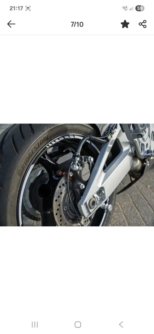 Suzuki GSR 600 Grijs - 1