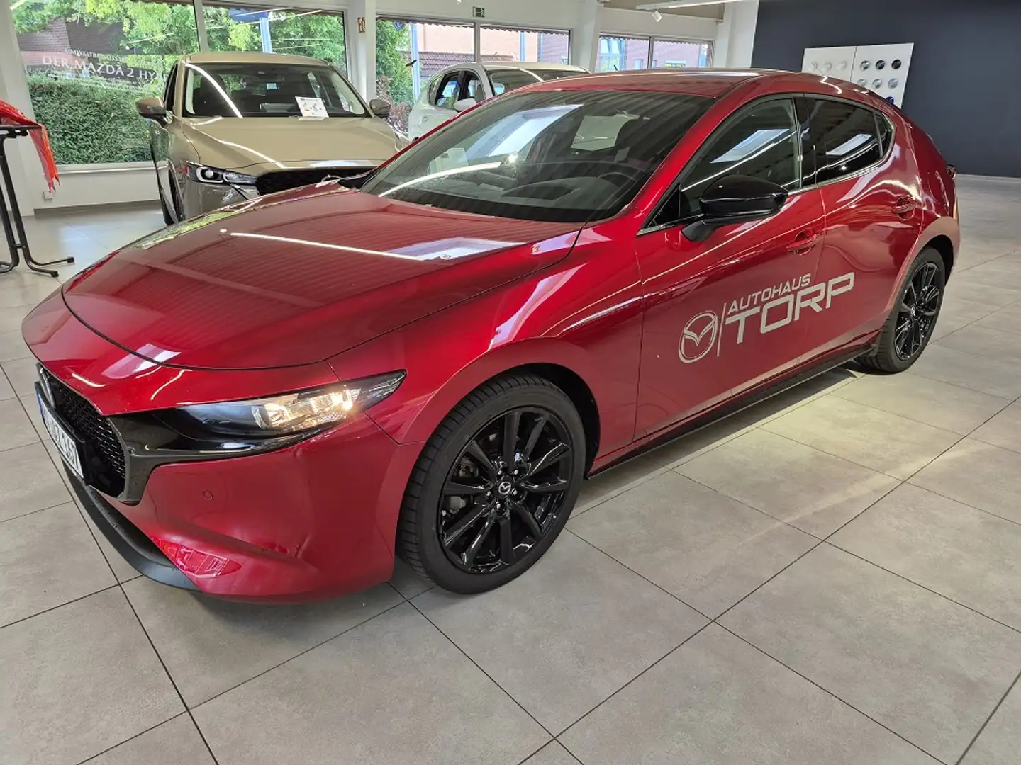 Mazda 3 2025 2.5 l G 140 PS Homura Rot - 2
