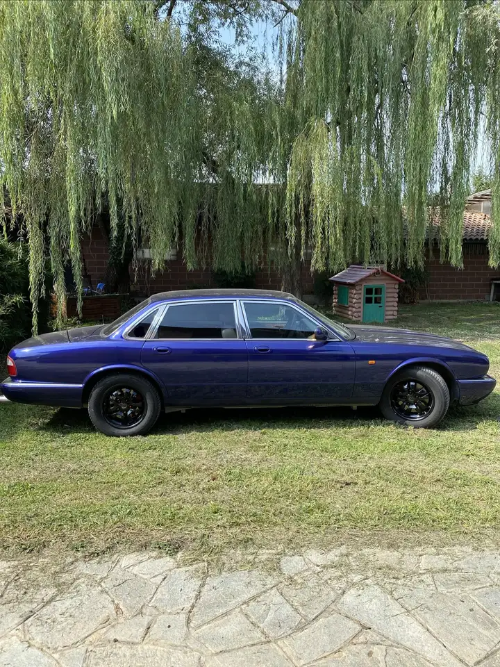 Jaguar XJ8 3.2 c/pelle, foto 2