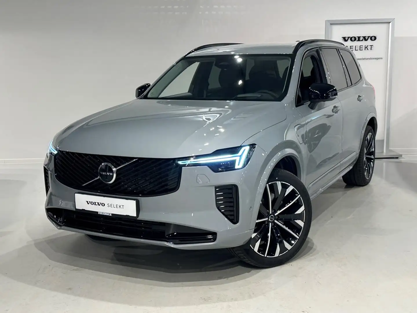 Volvo XC90 T8 Recharge Plus Dark MODEL 2025 Gris - 1