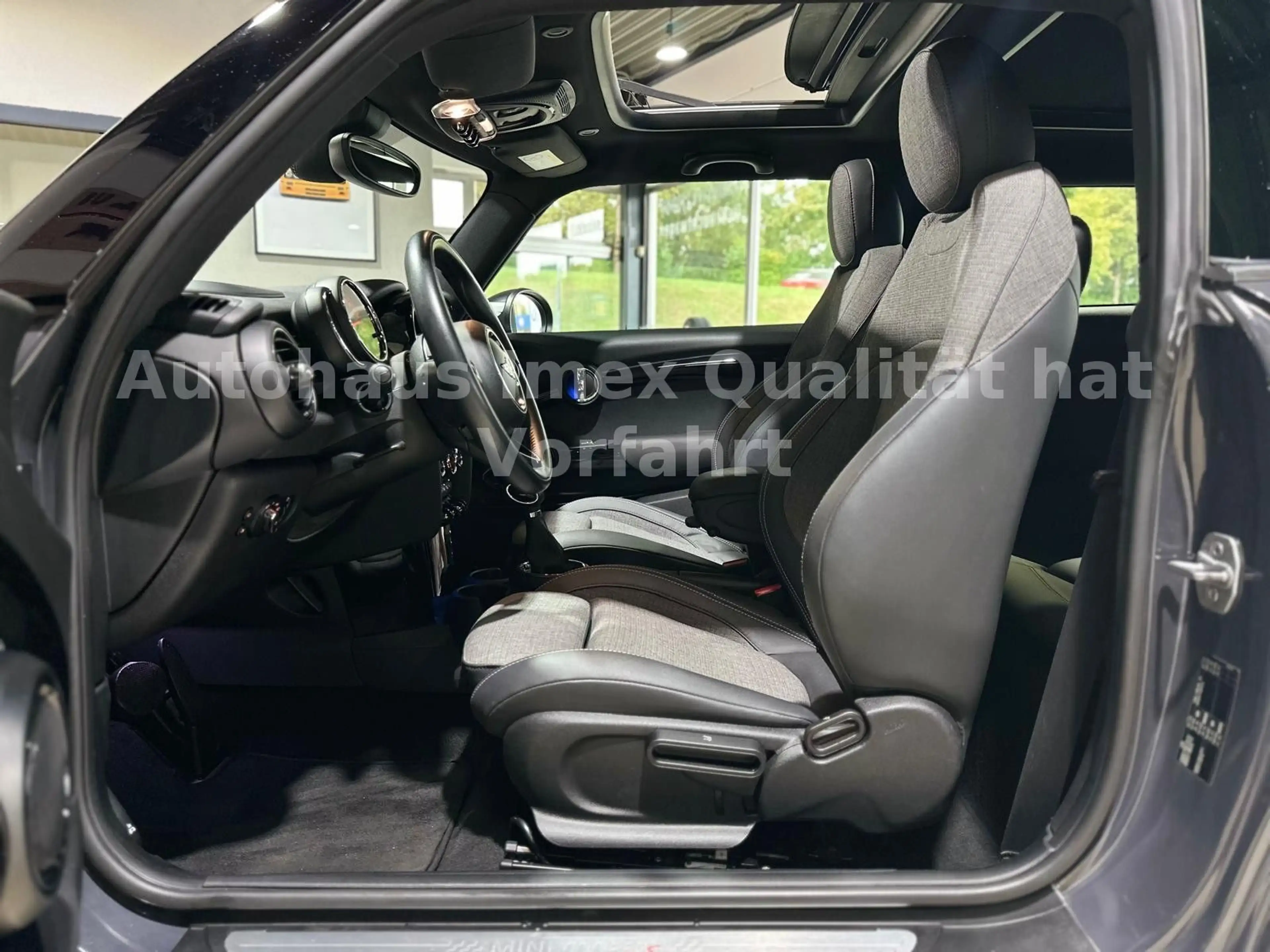 MINI Cooper SD COOPER SD 3-trg.*PANO*NAVI*H&K*ACC*LED*HUD*SHZ* — photo 10