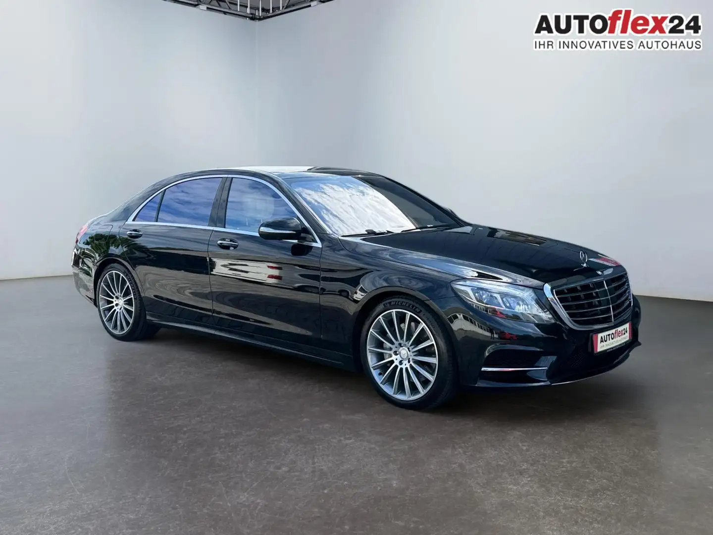 Mercedes-Benz S 500 AMG lang Chauffeur-Paket Executive-Sitze Exklus... Schwarz - 1