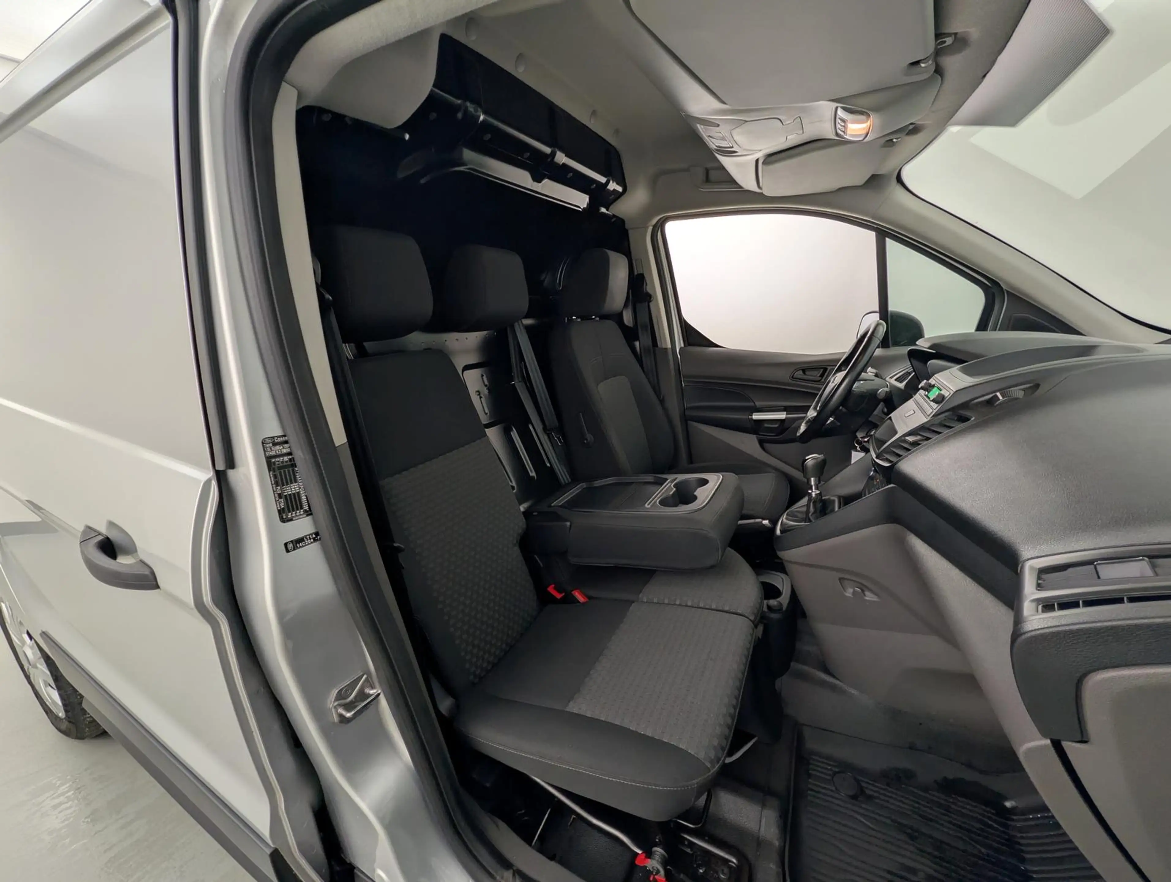 Ford Transit Connect 1.5 Trend 230 L2 Klima+Tempo+PPS — photo 13