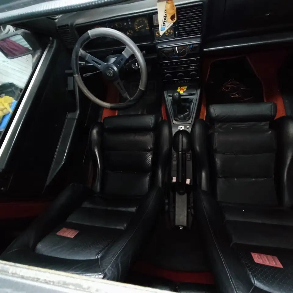 Lancia Delta HF Turbo exclusive edition, foto 9