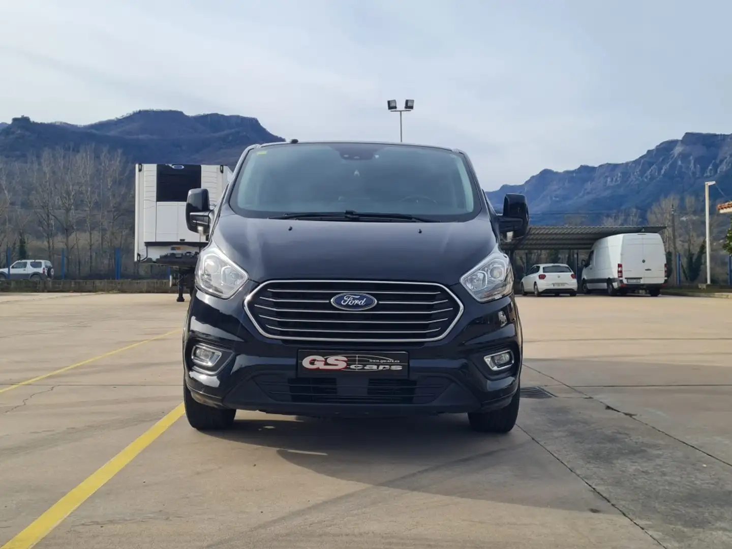 Ford Tourneo Custom 2.0TDCI Titanium 170 17´´ Noir - 2