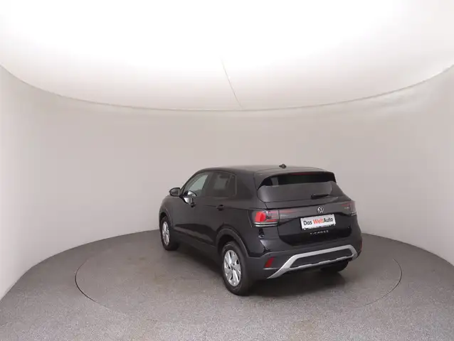 Volkswagen T-Cross view 5