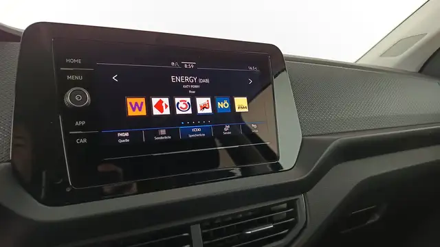 Volkswagen T-Cross view 8