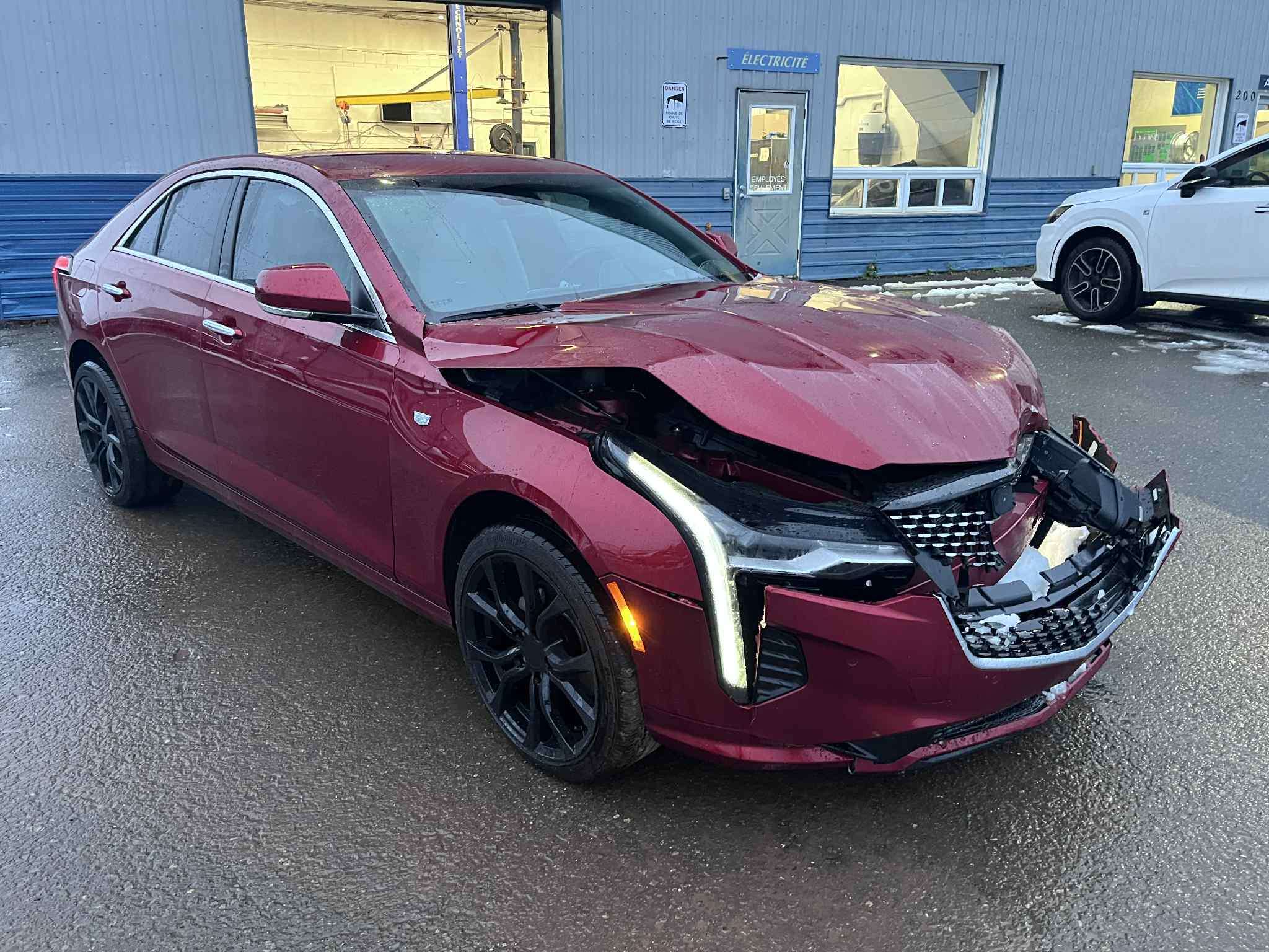 2024 Cadillac CT4 4dr Sdn Premium Luxury