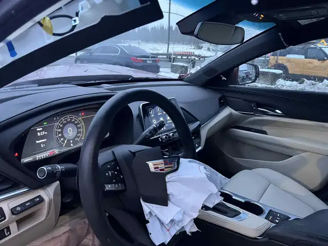 Cadillac CT4 2024 — photo 4