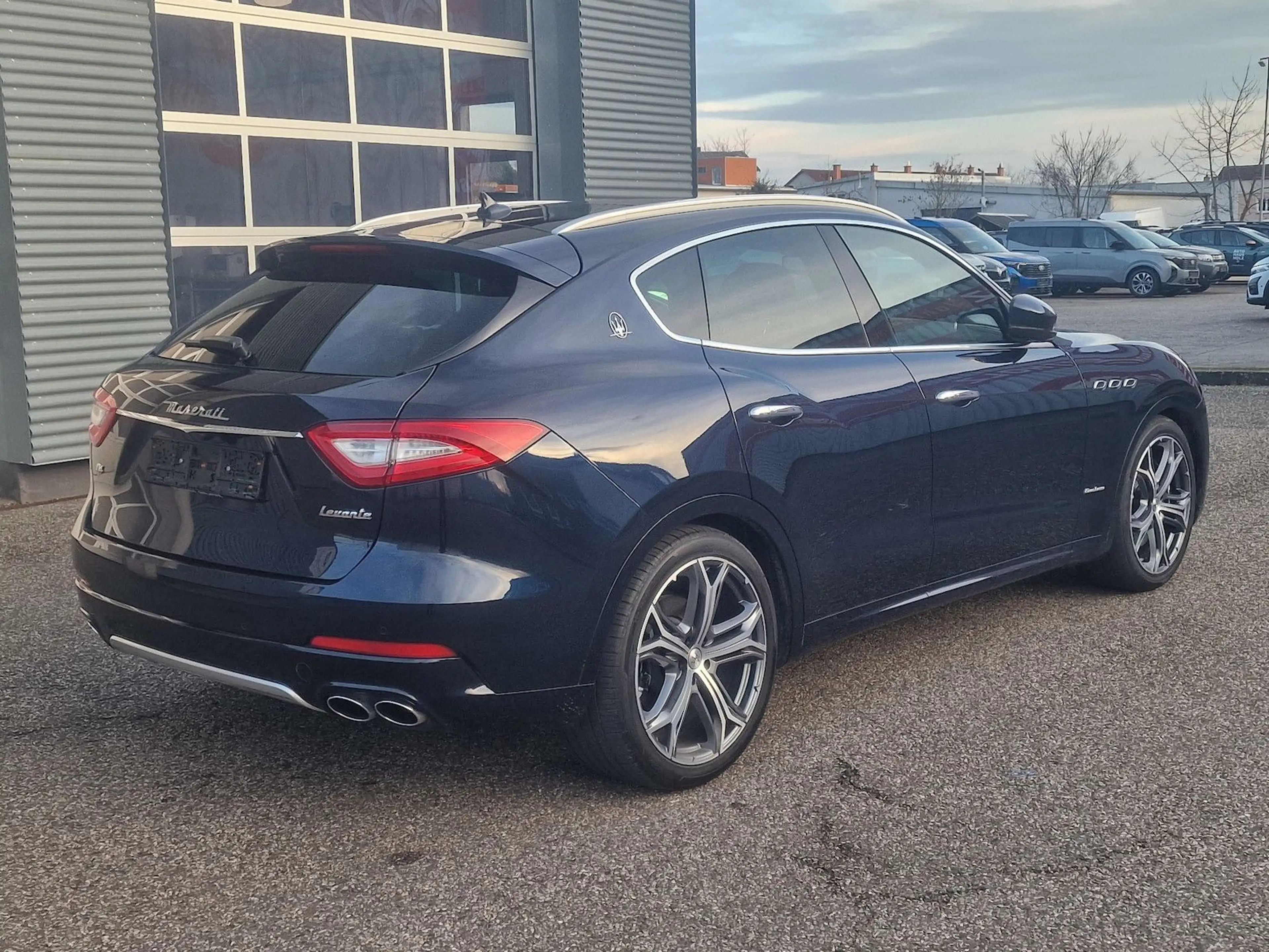 Maserati Levante Q4 Grand Lusso — photo 4