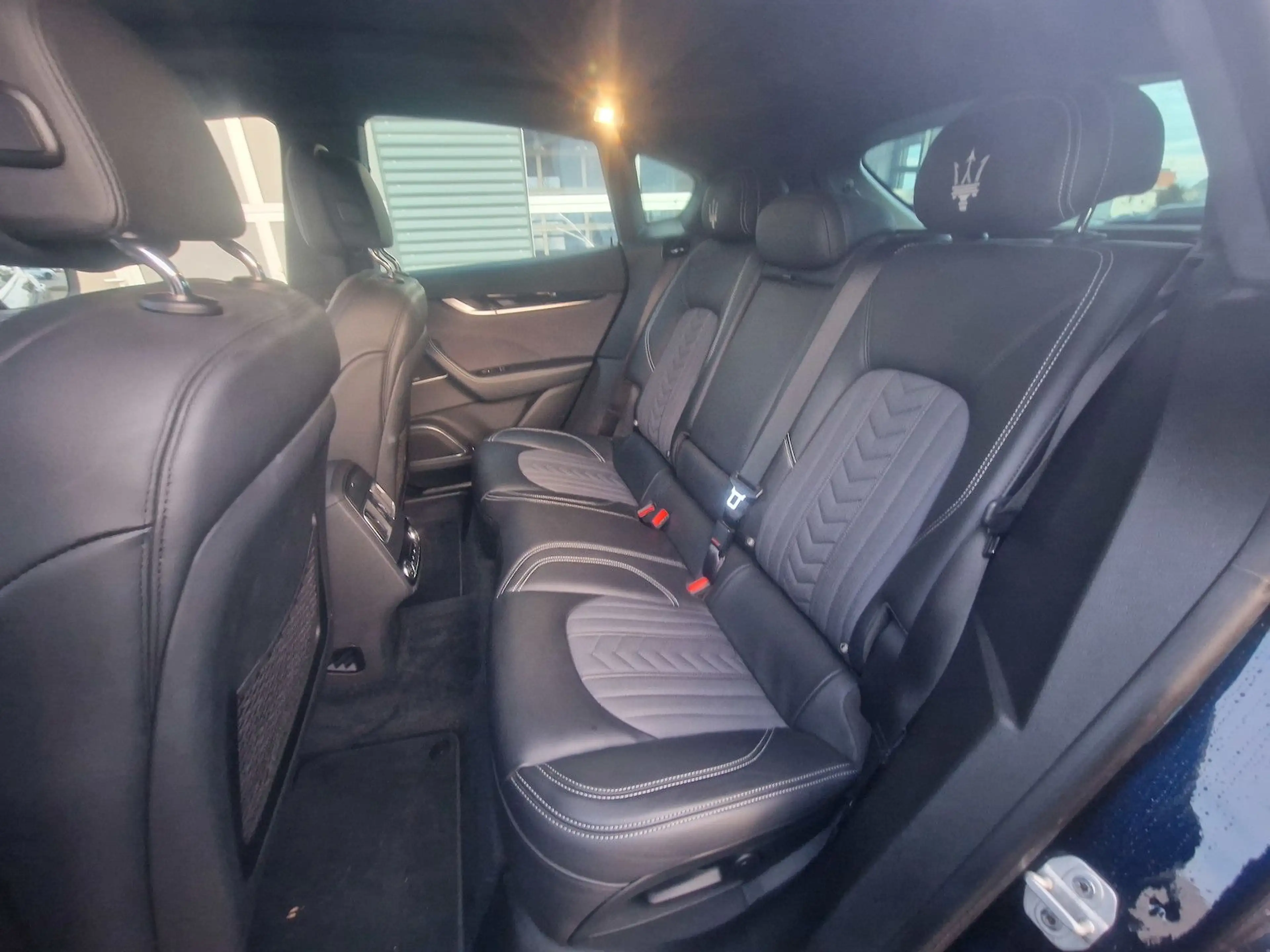 Maserati Levante Q4 Grand Lusso — photo 10