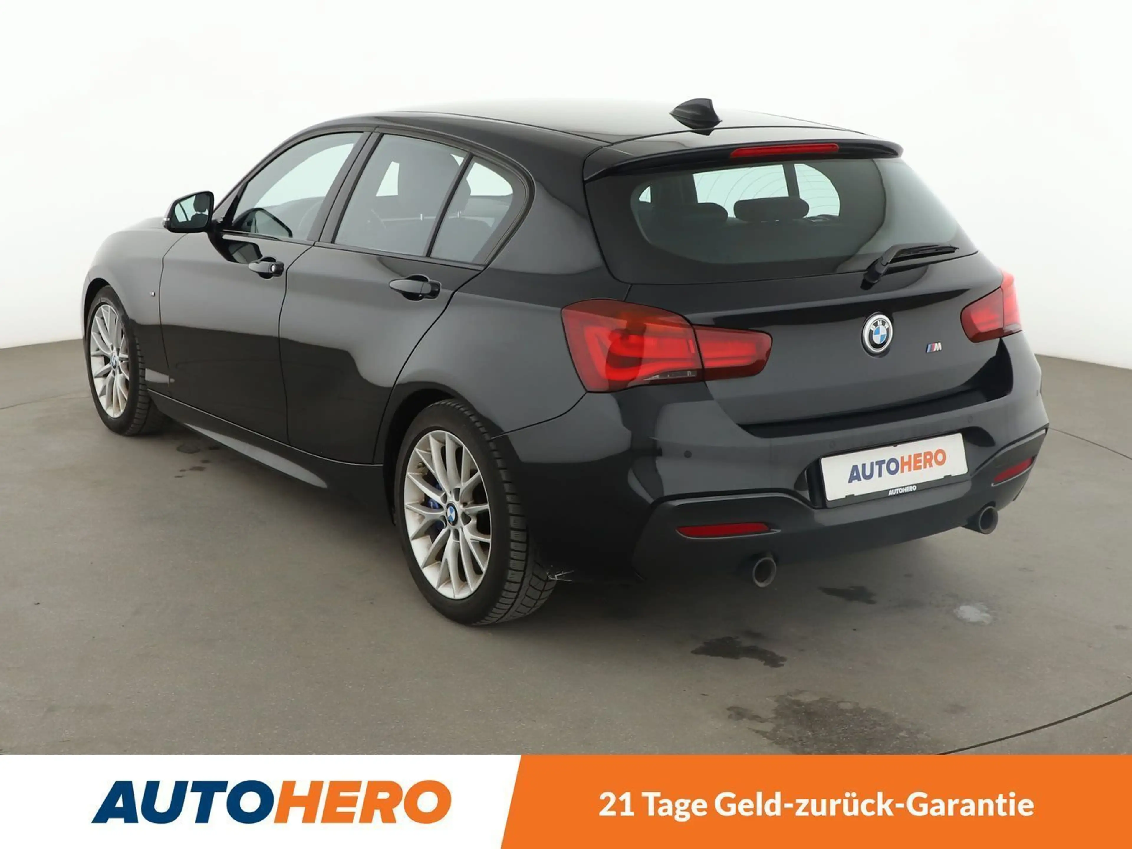 BMW 140 i xDrive Special Edition Aut.*NAVI*LED* — photo 4