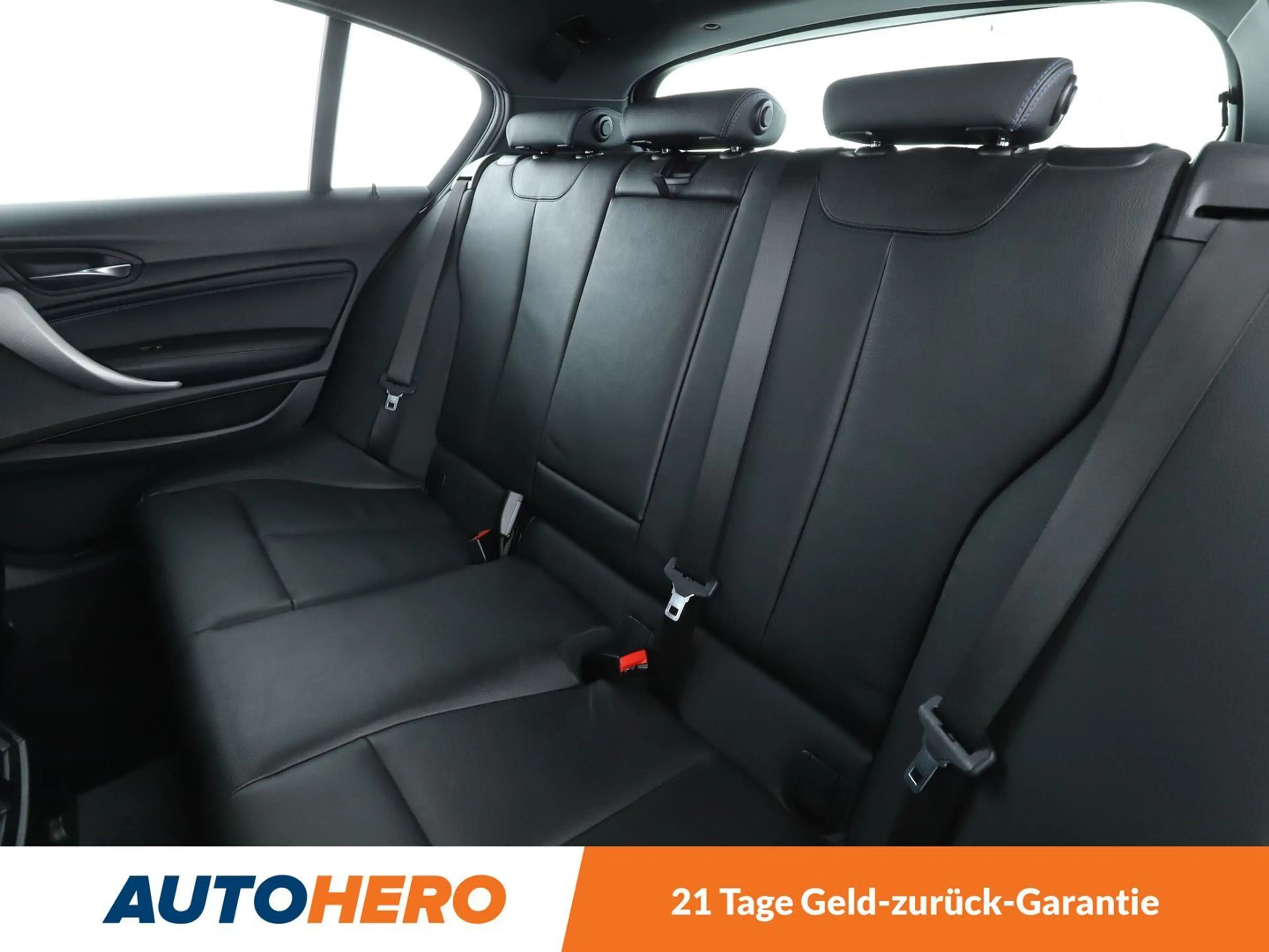 BMW 140 i xDrive Special Edition Aut.*NAVI*LED* — photo 14