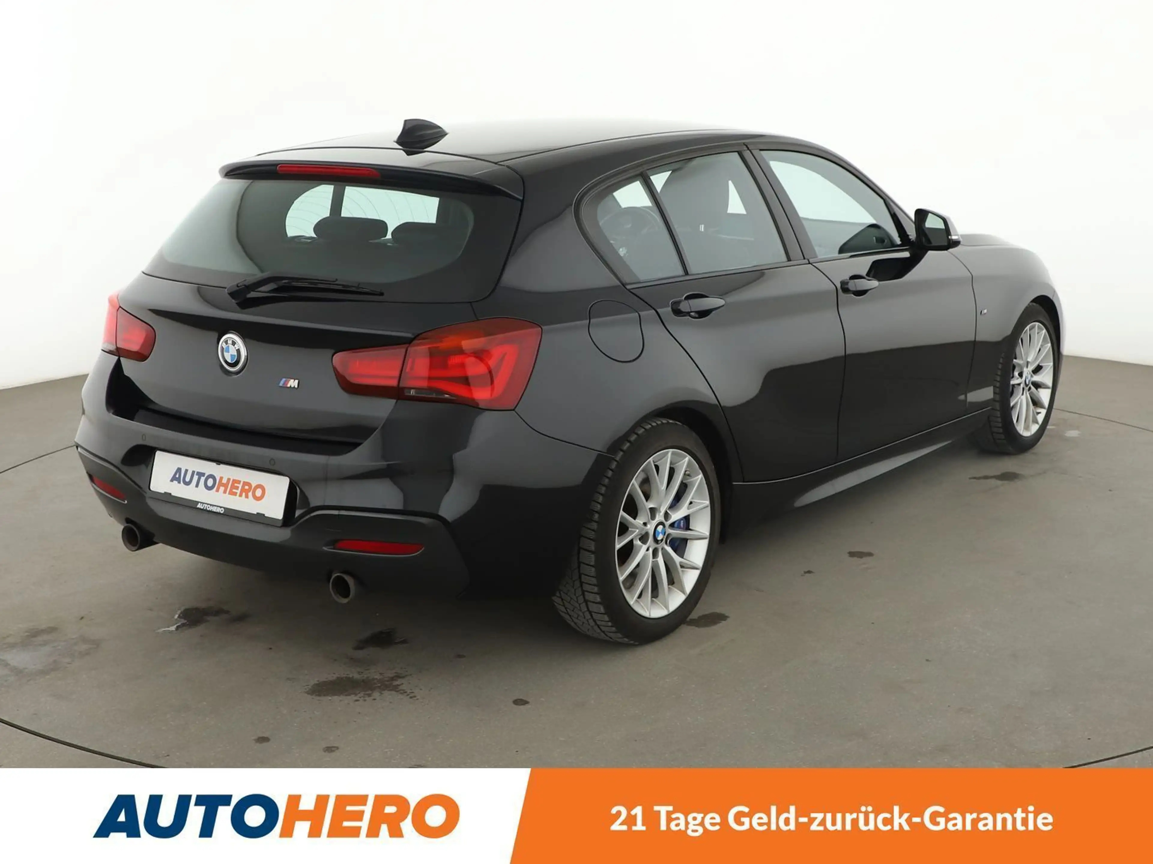 BMW 140 i xDrive Special Edition Aut.*NAVI*LED* — photo 6