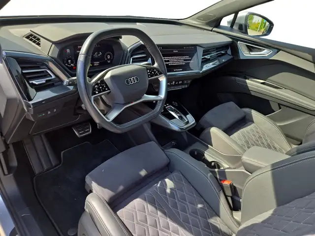 Audi Q4 E-Tron view 4