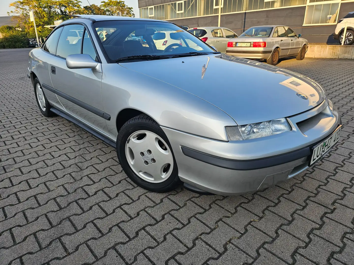 Opel Calibra 1.Hand,el.SD,ZV,Alü,28TKM,Scheckheft,Tüv Neu Arany - 2