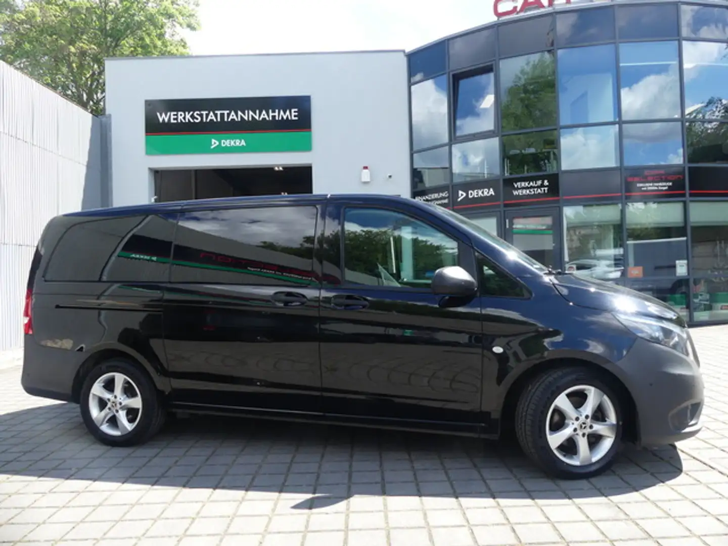 Mercedes-Benz Vito 114 CDI Pro Tourer lang NAVI/9SITZER/KAM/DAB Negru - 1