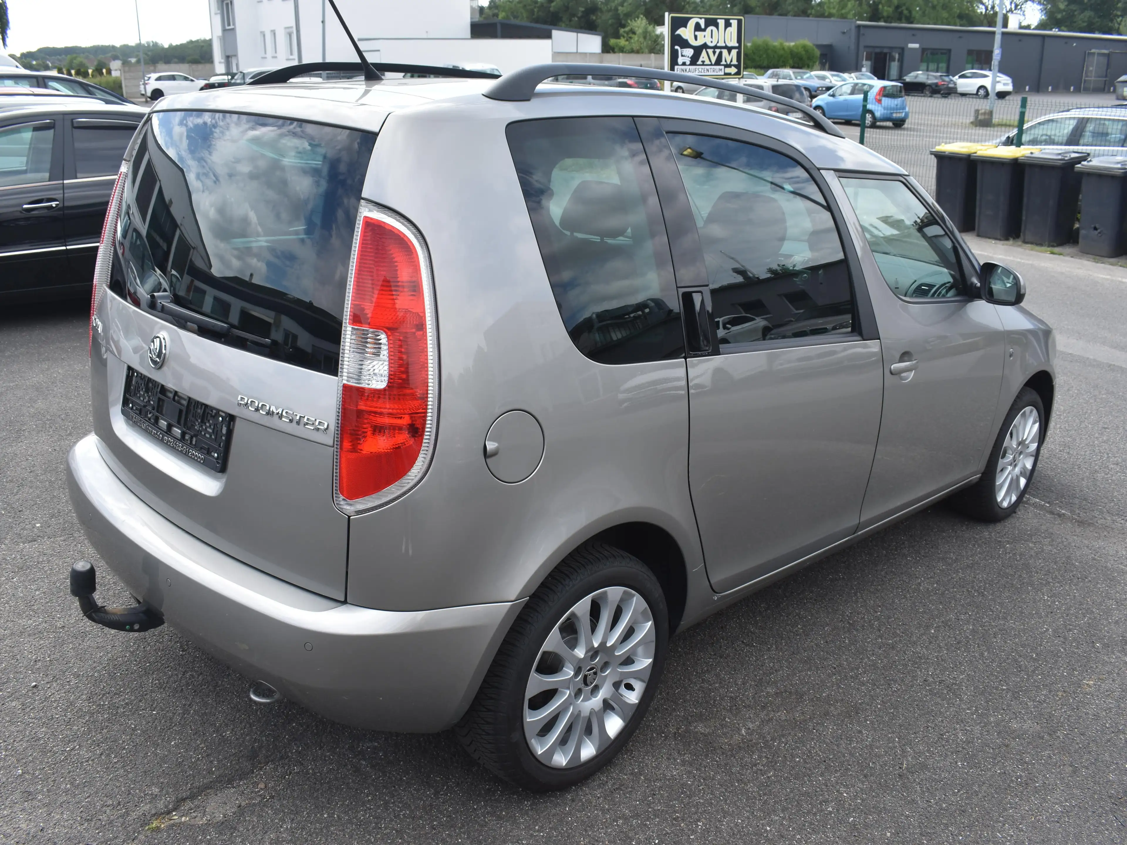Skoda Roomster Plus Edition SITZHZ*AHK*STEUERKETTE NEU*AUS 1.HAND — photo 4