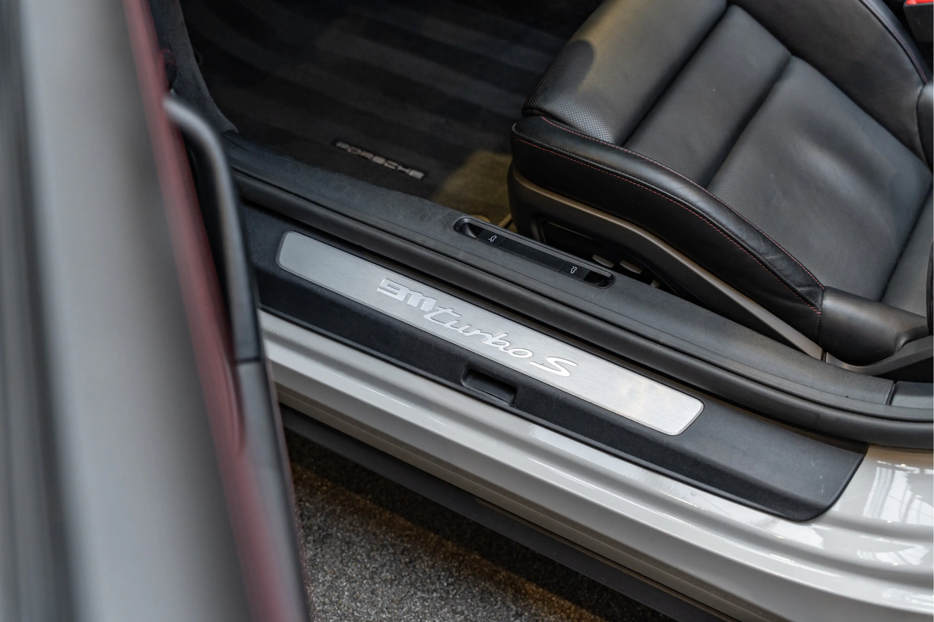 Porsche 992 992 Turbo S Cabriolet Lift 360 Camera Stoelventila — photo 34