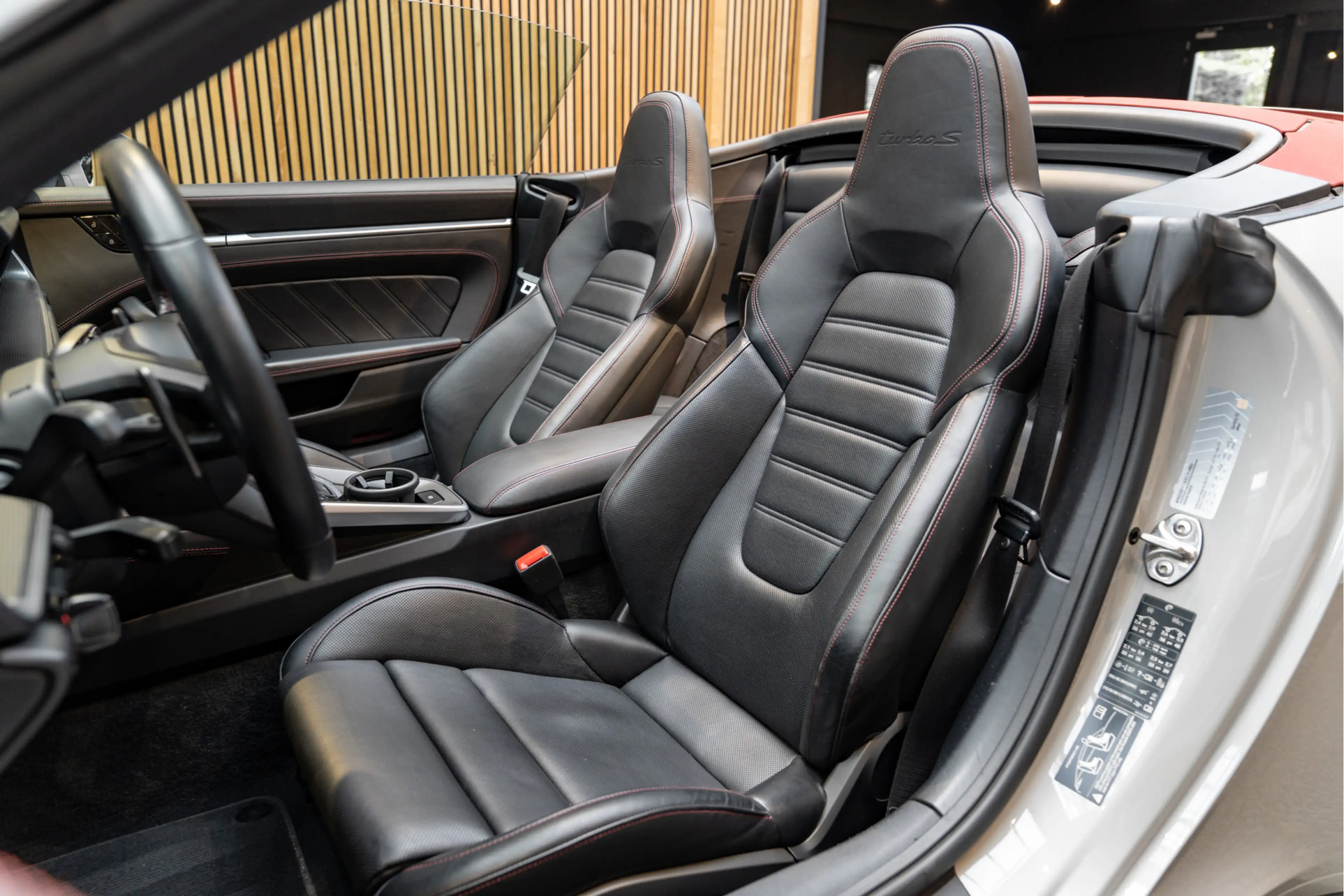 Porsche 992 992 Turbo S Cabriolet Lift 360 Camera Stoelventila — photo 9