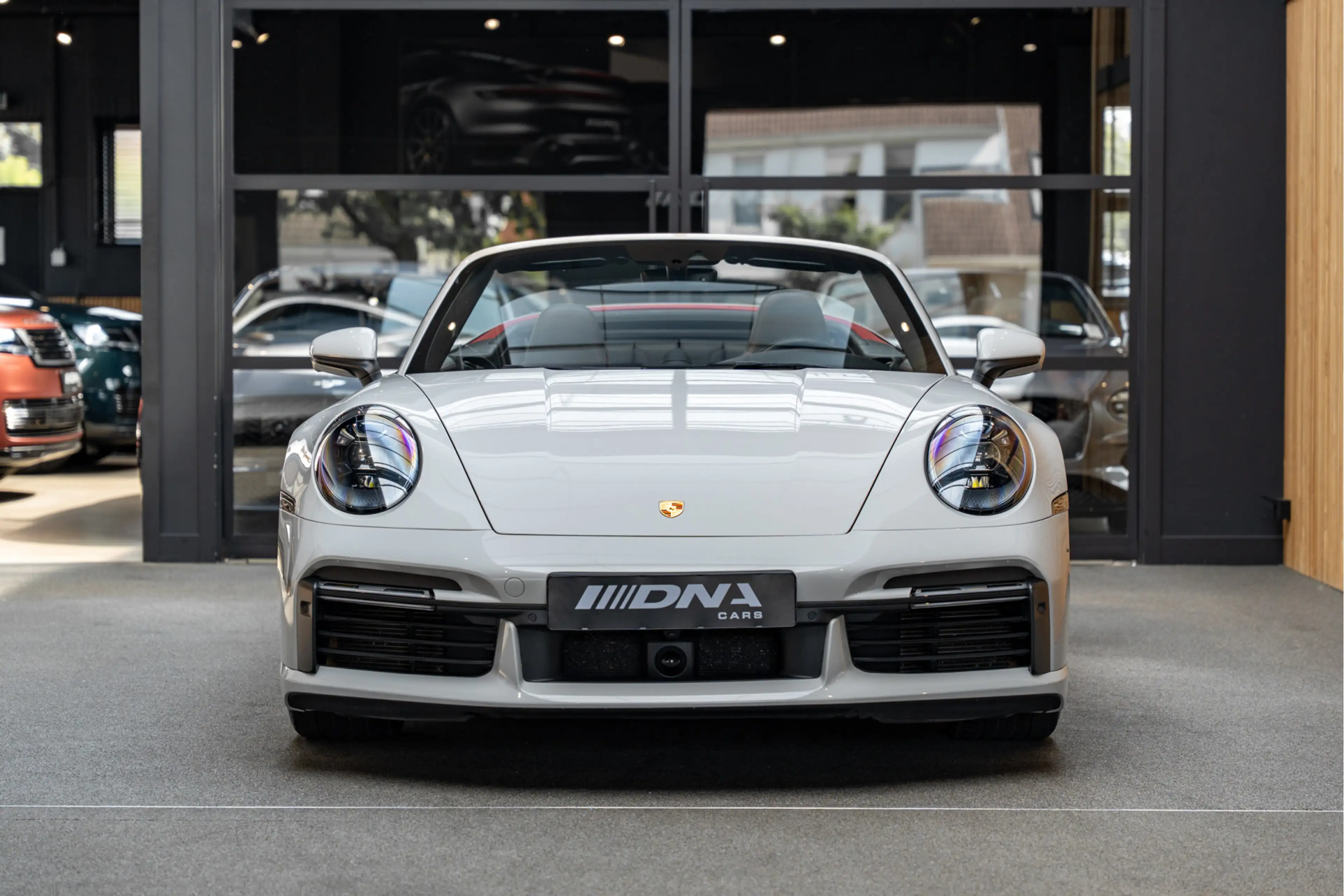 Porsche 992 992 Turbo S Cabriolet Lift 360 Camera Stoelventila — photo 2
