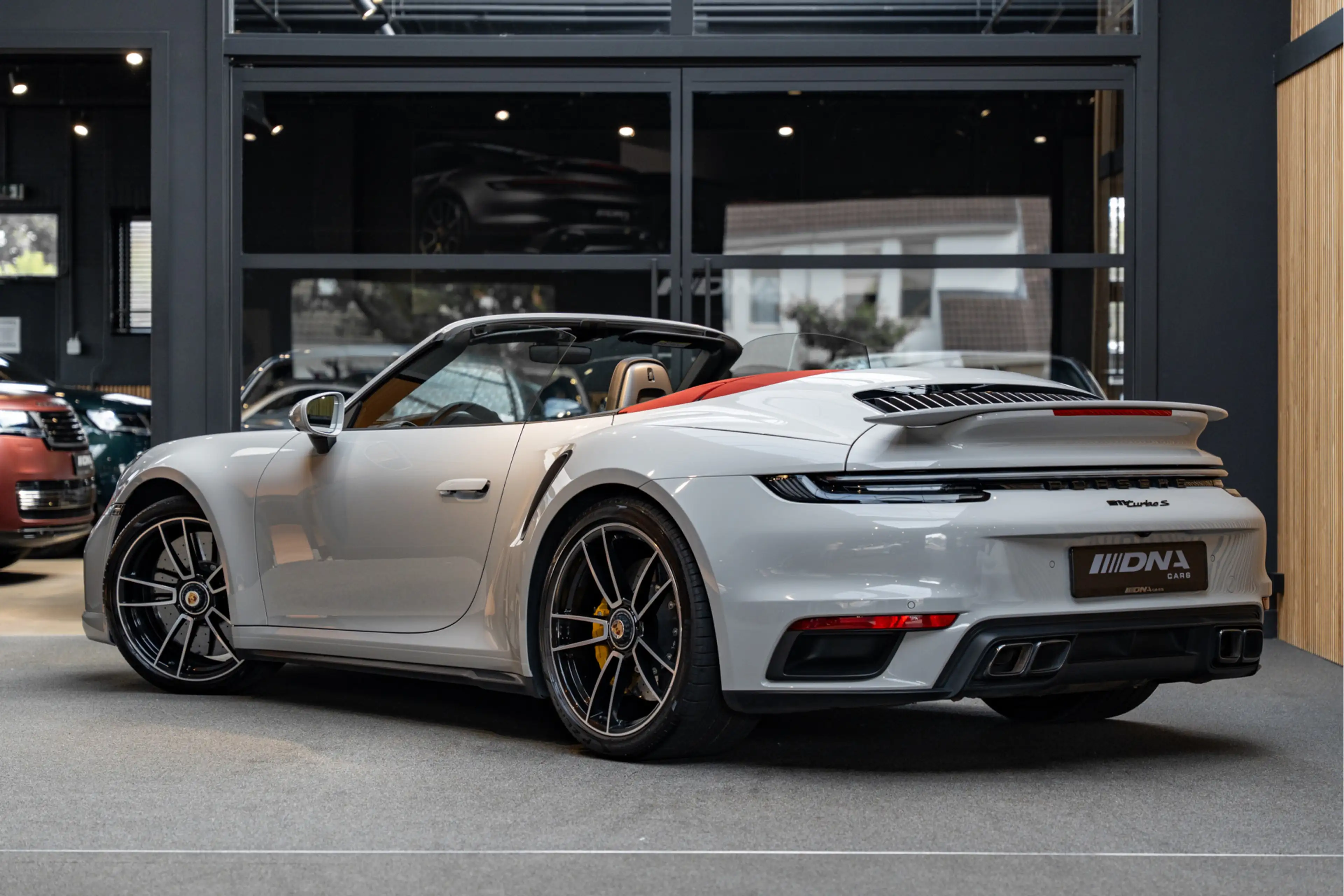 Porsche 992 992 Turbo S Cabriolet Lift 360 Camera Stoelventila — photo 5