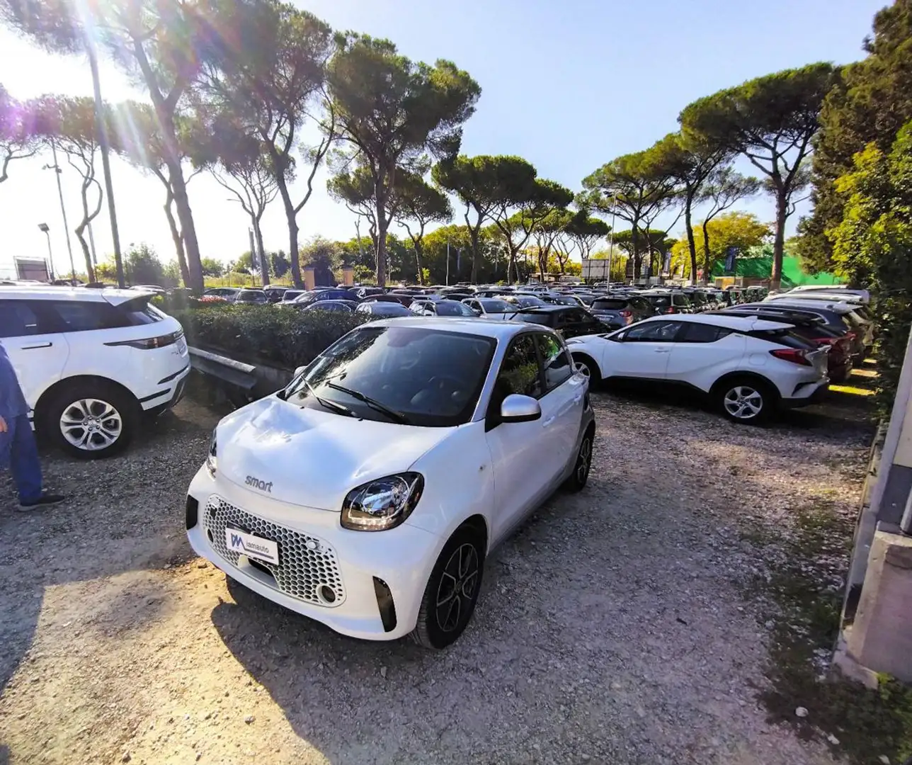 smart forFour EQ PASSION ELETTRICA 56cv(41 kW) SENS PARK CERCHI Blanc - 1