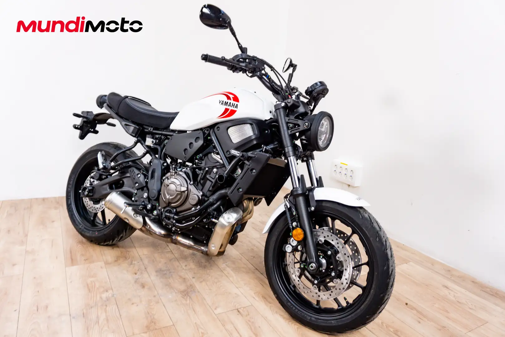 Yamaha XSR 700 - 2