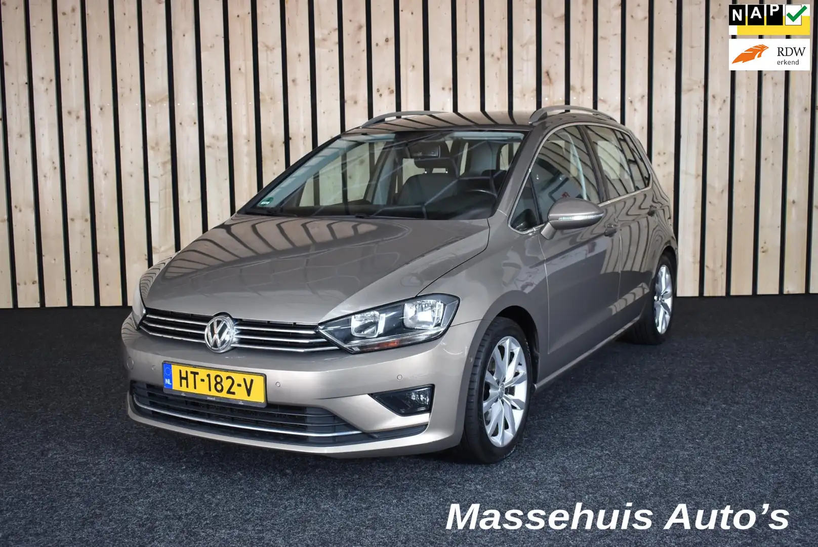 Volkswagen Golf Sportsvan 1.2 TSI Highline 1e eig. Camera AppConnect PDC Nav Grijs - 1