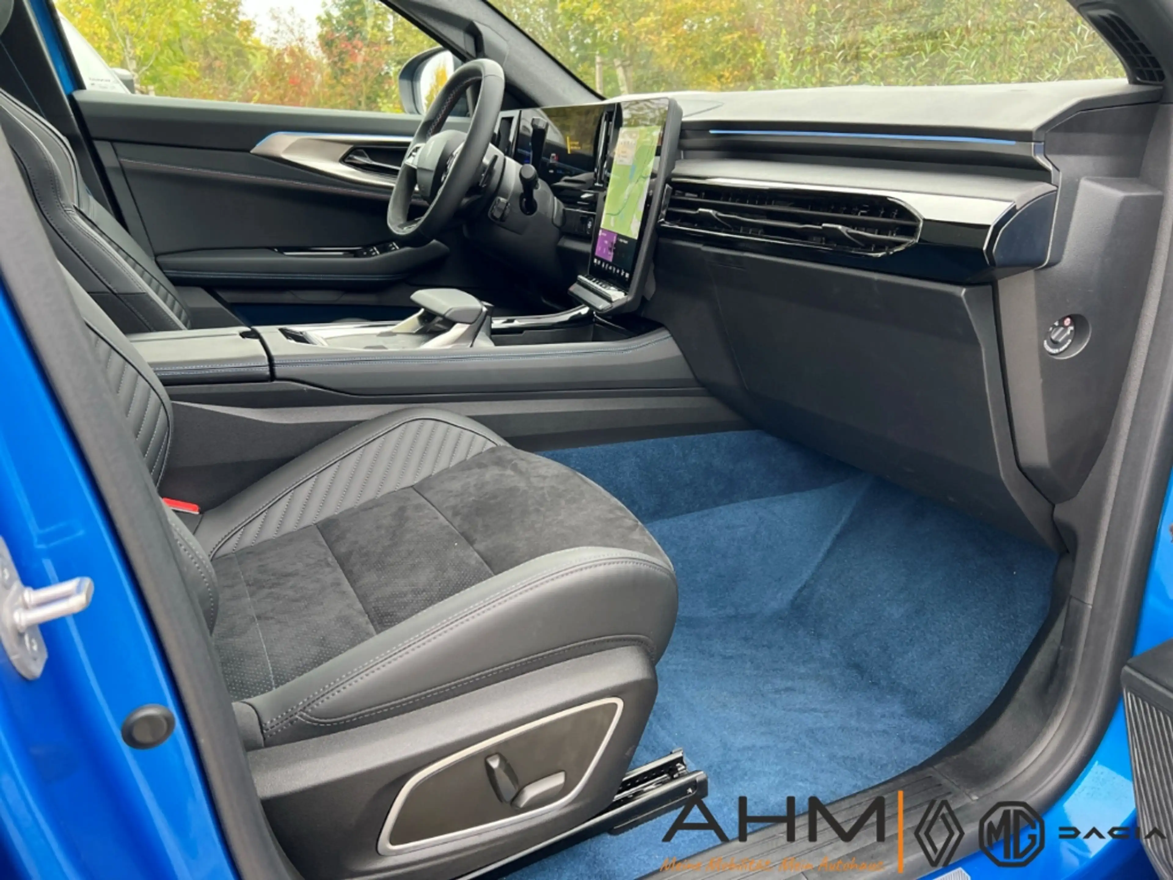 Renault Rafale 300 E-Tech Hyper Hybrid 4x4 Esprit Alpine — photo 14