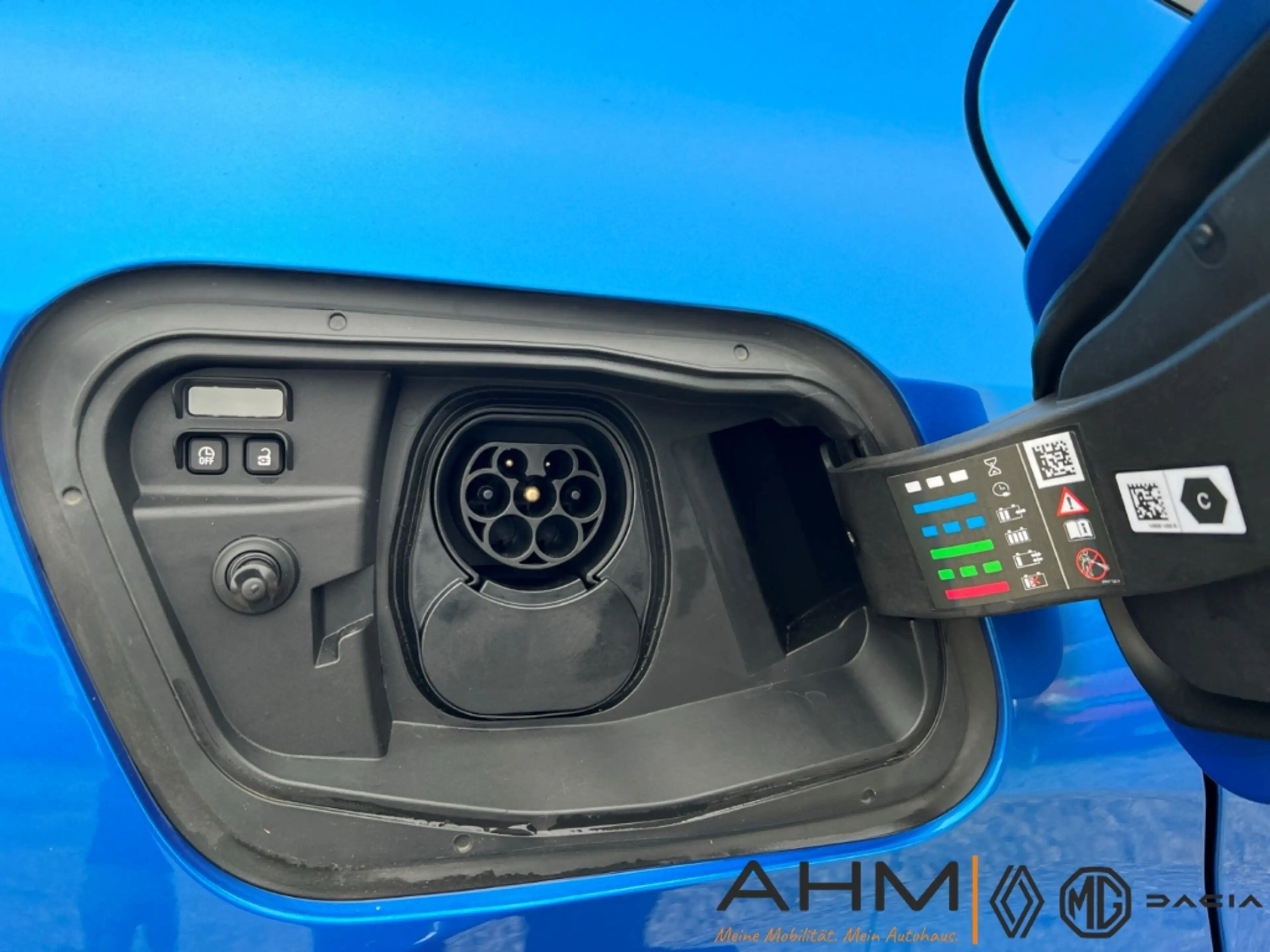 Renault Rafale 300 E-Tech Hyper Hybrid 4x4 Esprit Alpine — photo 21