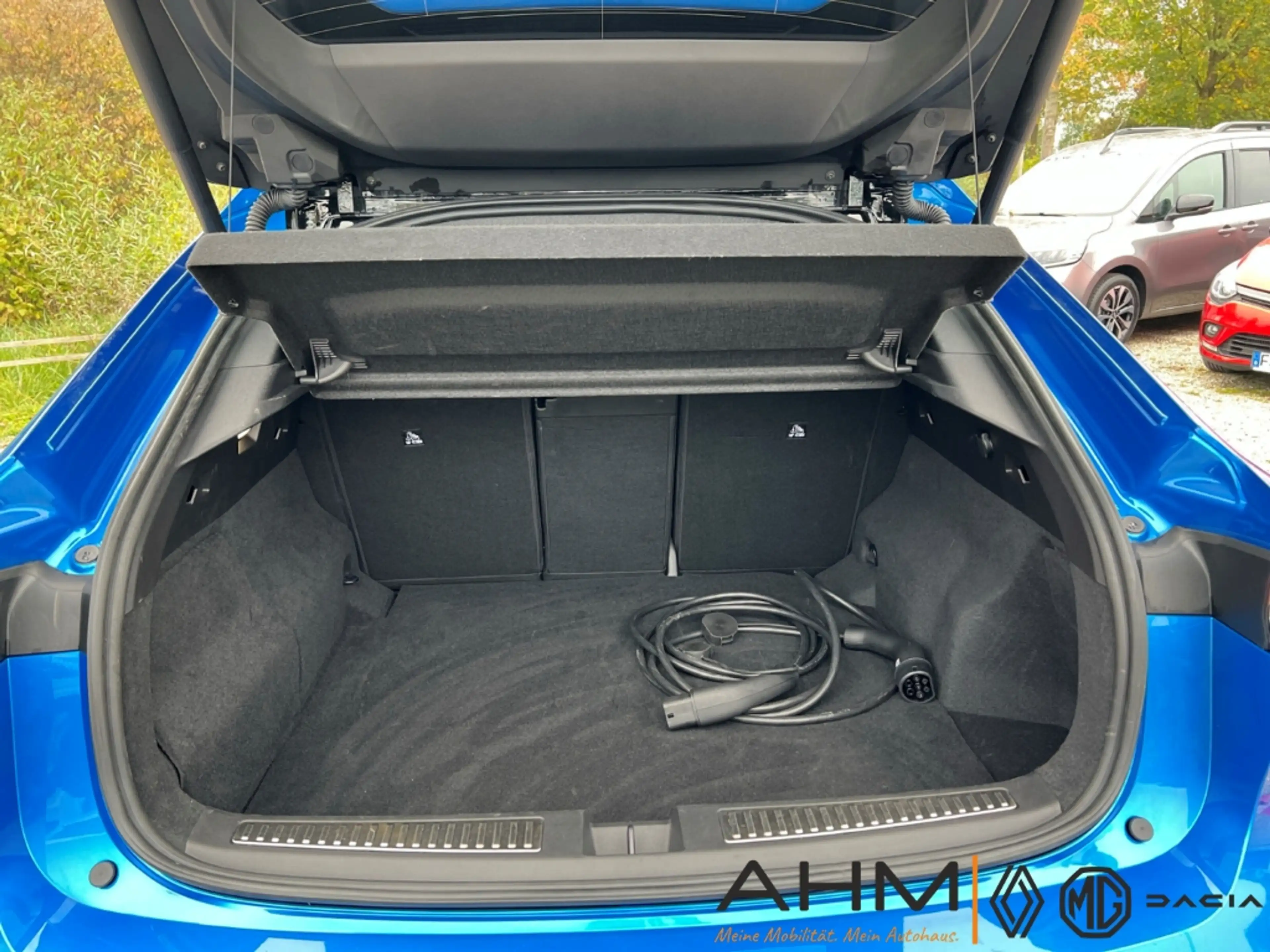 Renault Rafale 300 E-Tech Hyper Hybrid 4x4 Esprit Alpine — photo 9