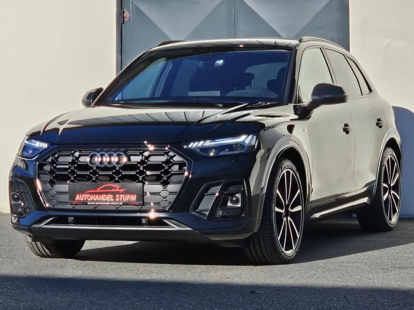 Audi Q5 40TDI quattroSline S-tr Luft*Black*Matrix*OLED*B&O Schwarz - 1