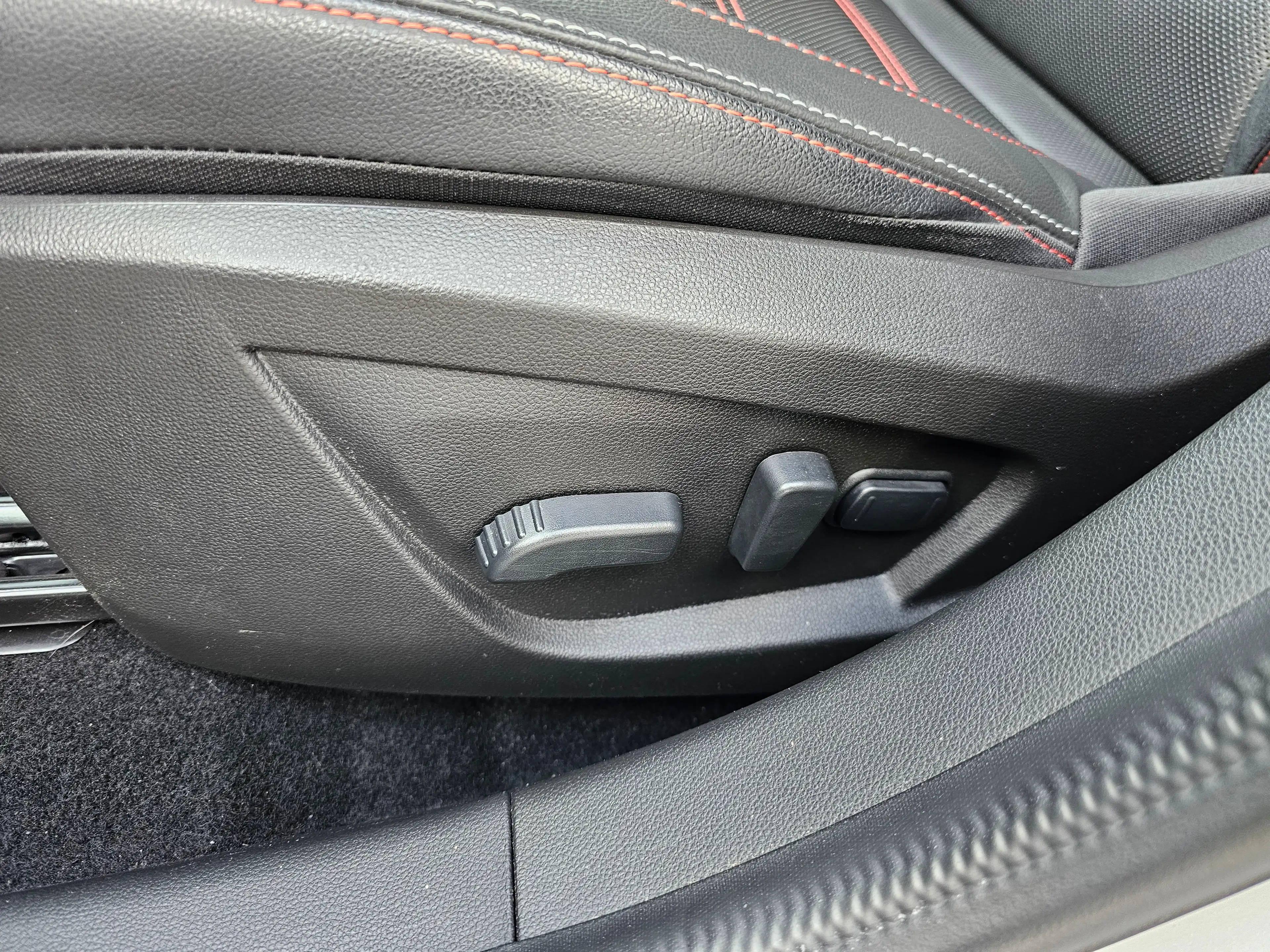 Renault Arkana 1.6 E-Tech Hybrid 145 R.S. Line Trekhaak | Adaptiv — photo 14