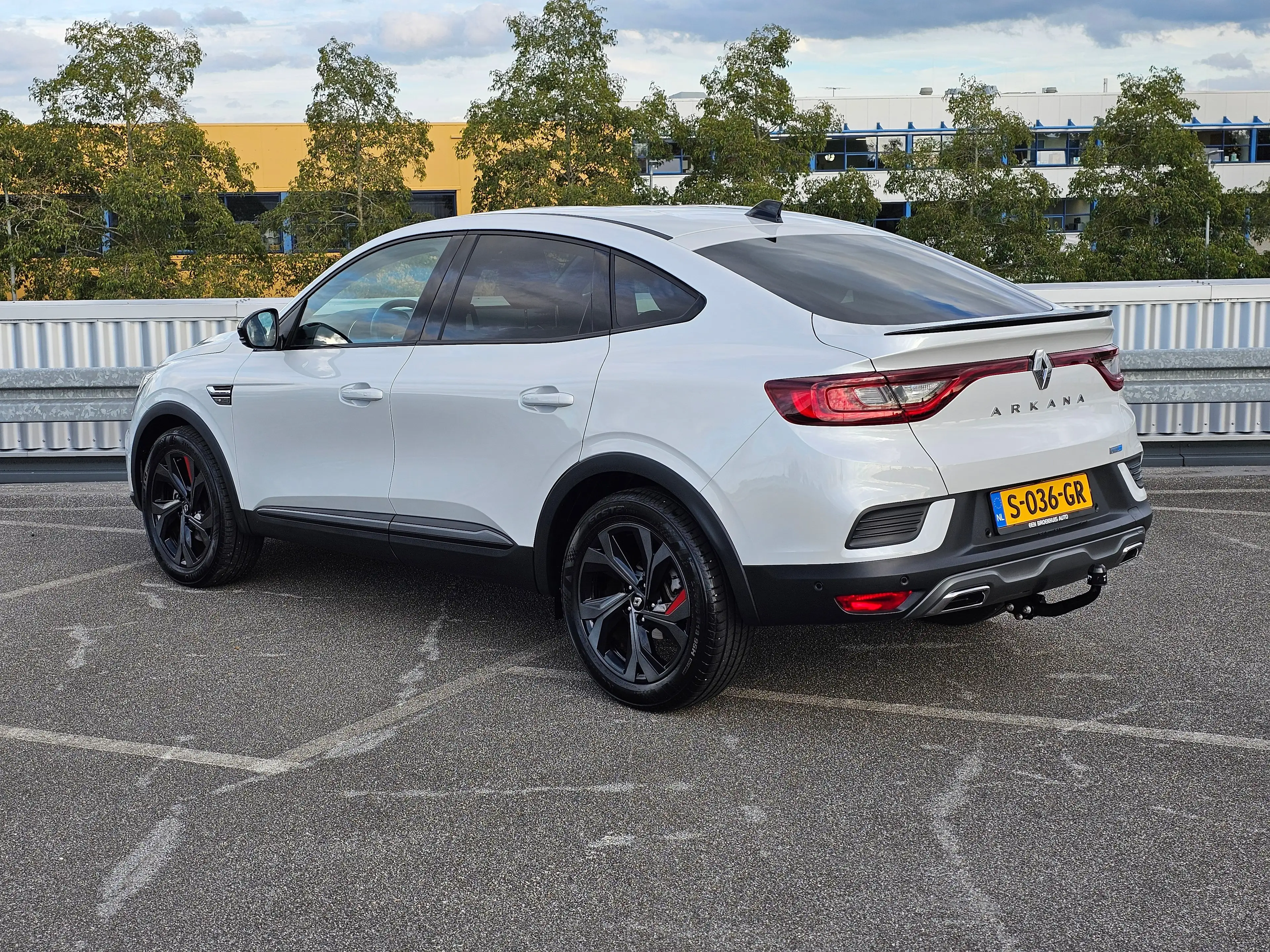 Renault Arkana 1.6 E-Tech Hybrid 145 R.S. Line Trekhaak | Adaptiv — photo 3