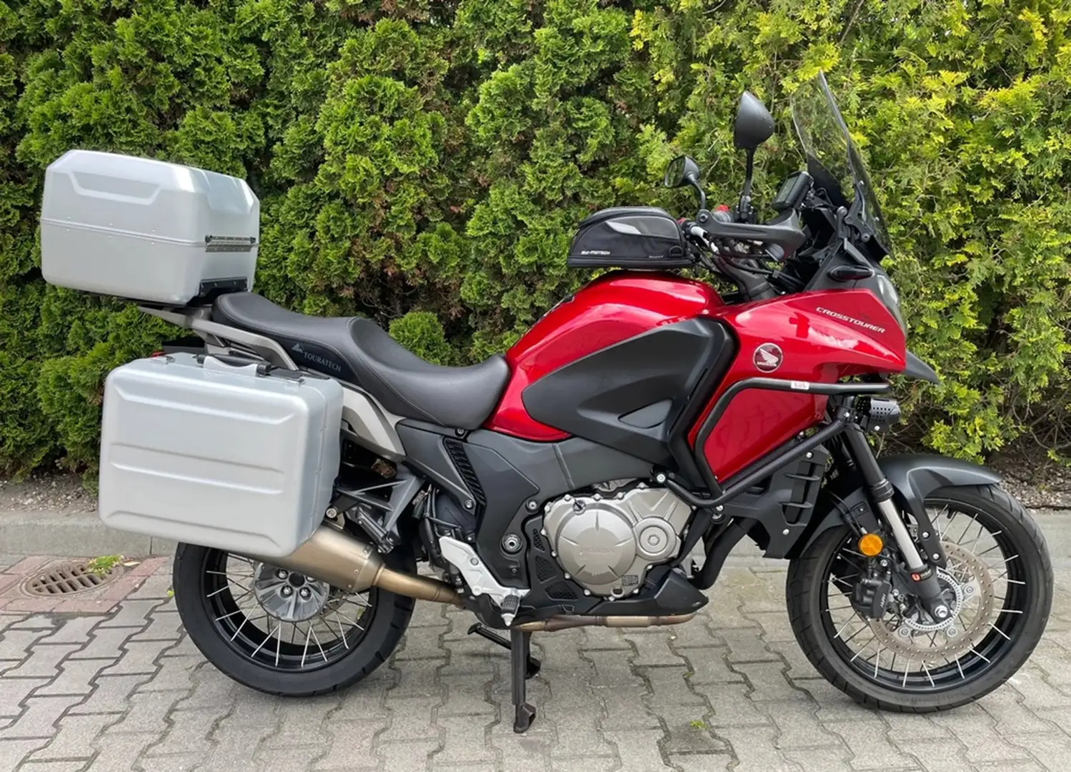 Honda VFR 1200 Rouge - 1