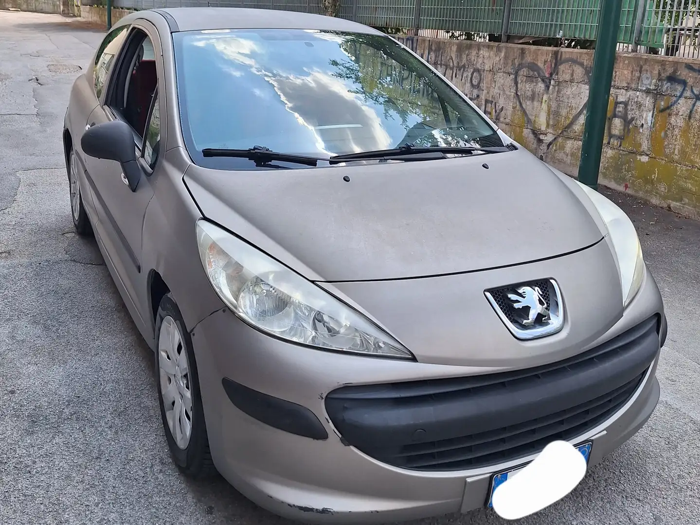 Peugeot 207 207 3p 1.4 hdi XS - 2